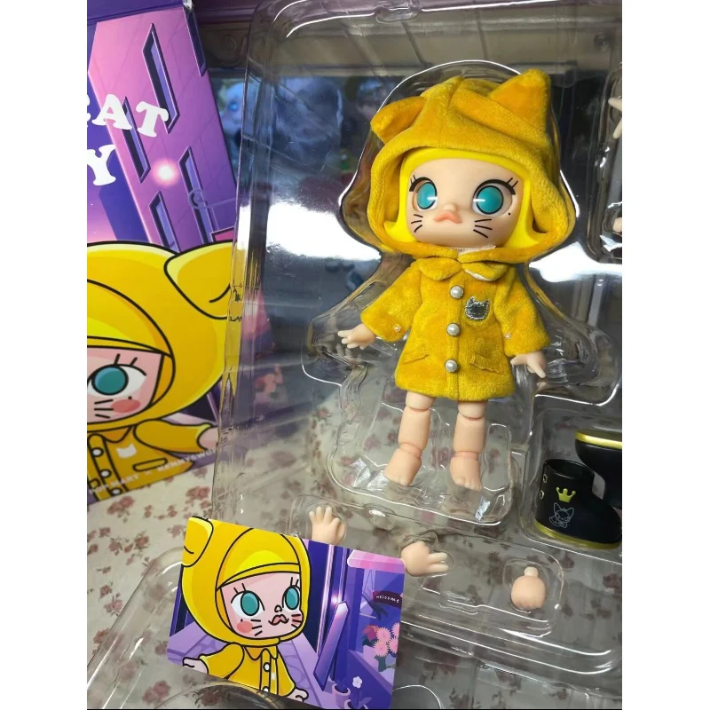 Molly Yellow Cat Action Figure - tumbierware