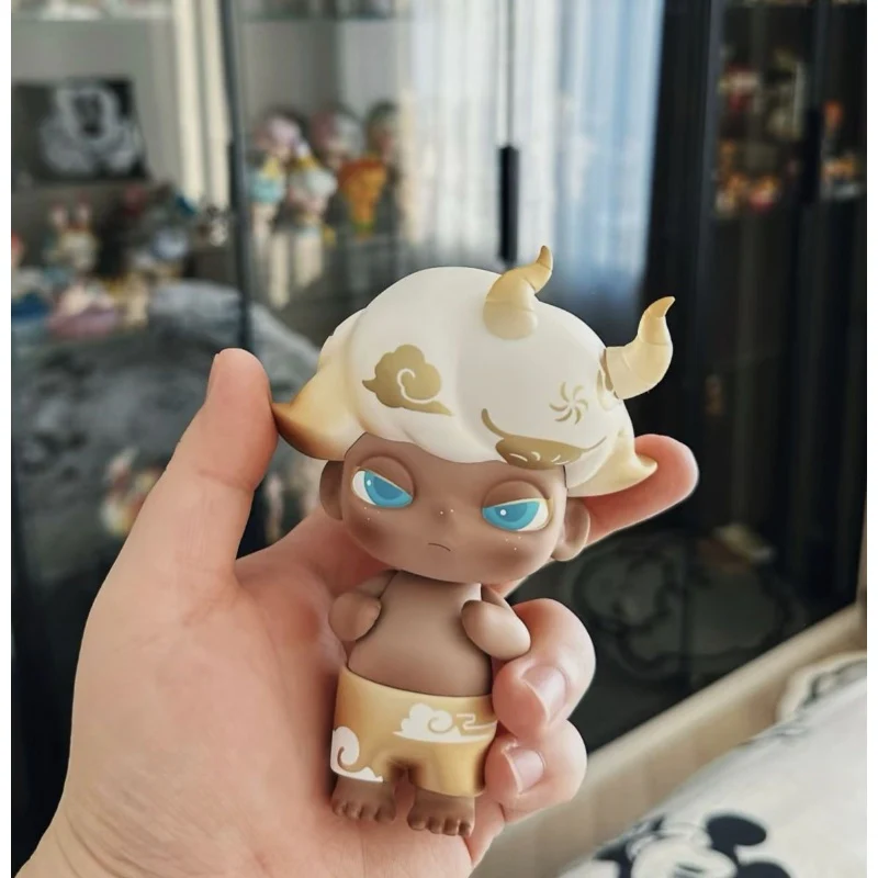 DIMOO Golden Cow Limited Figure - tumbierware