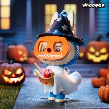 LABUBU Trick-or-Treater Figure - tumbierware