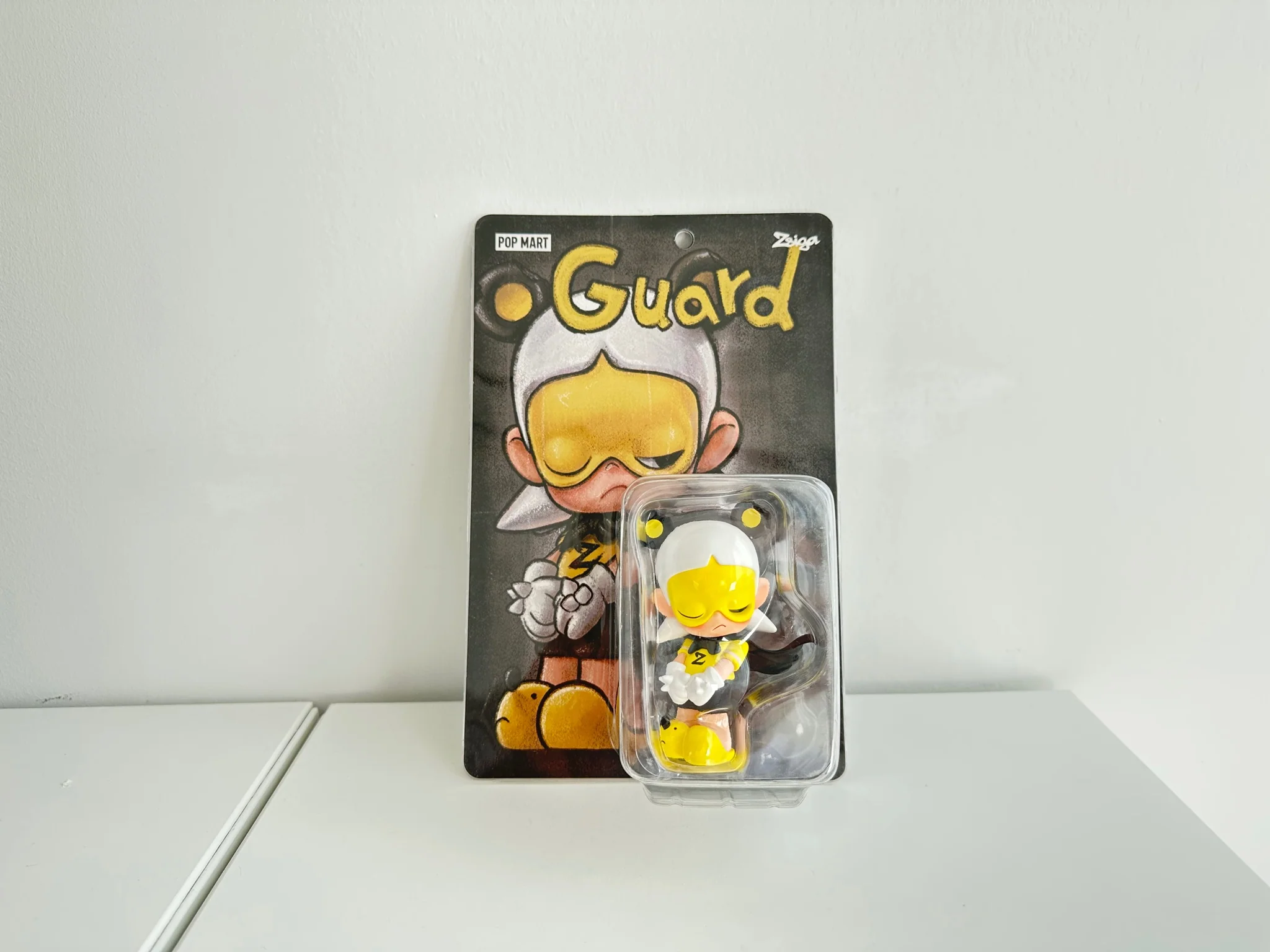 ZSIGA GUARD FIGURE by POP MART - tumbierware