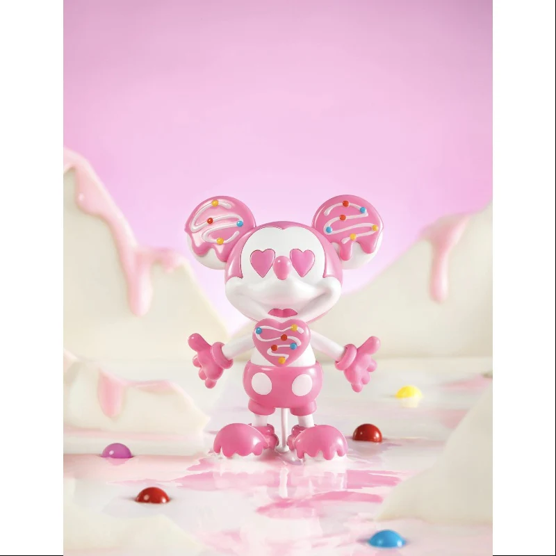 Disney Mickey Childhood of Boundless Imagination Series White Chocolate Mickey - tumbierware