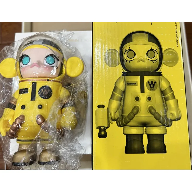 MEGA SPACE MOLLY 200% Banana 2017 LIMITED - tumbierware