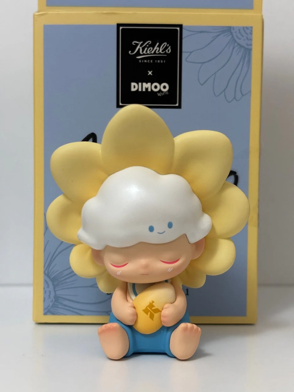 Dimoo x Kiehls - Dimoo Calen Figure - tumbierware