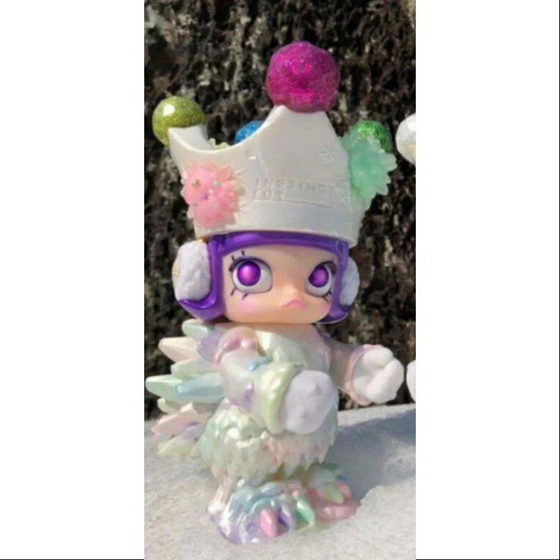 MOLLY X Instinctoy Erosion Molly White Colorful 2017 Limited Edition - tumbierware