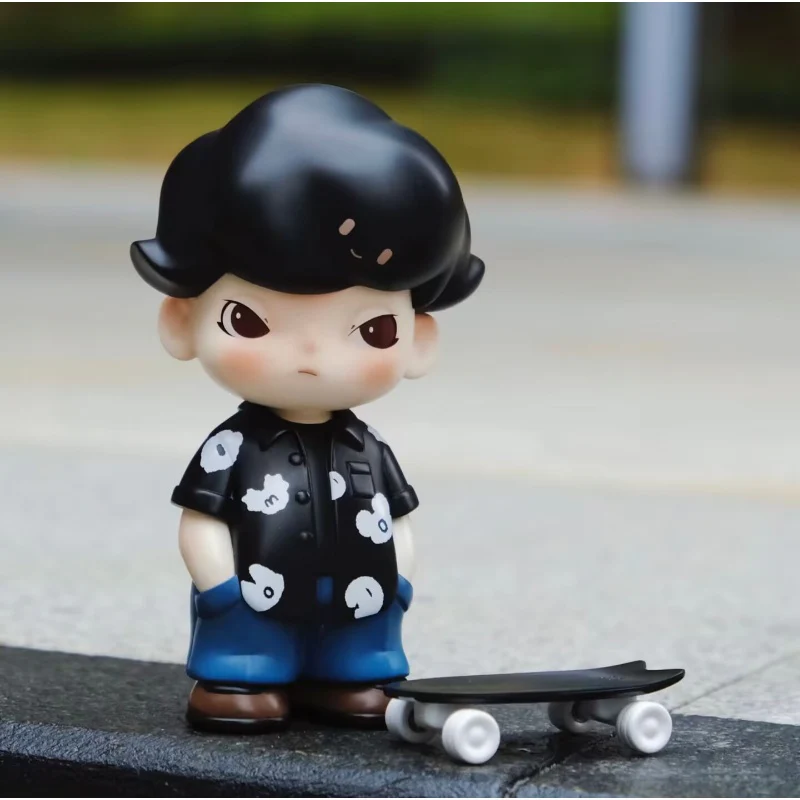 DIMOO Boy Easy Moment Limited Figure - tumbierware