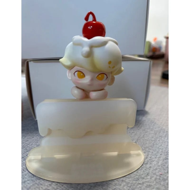 DIMOO Cream Squares Limited Figure - tumbierware