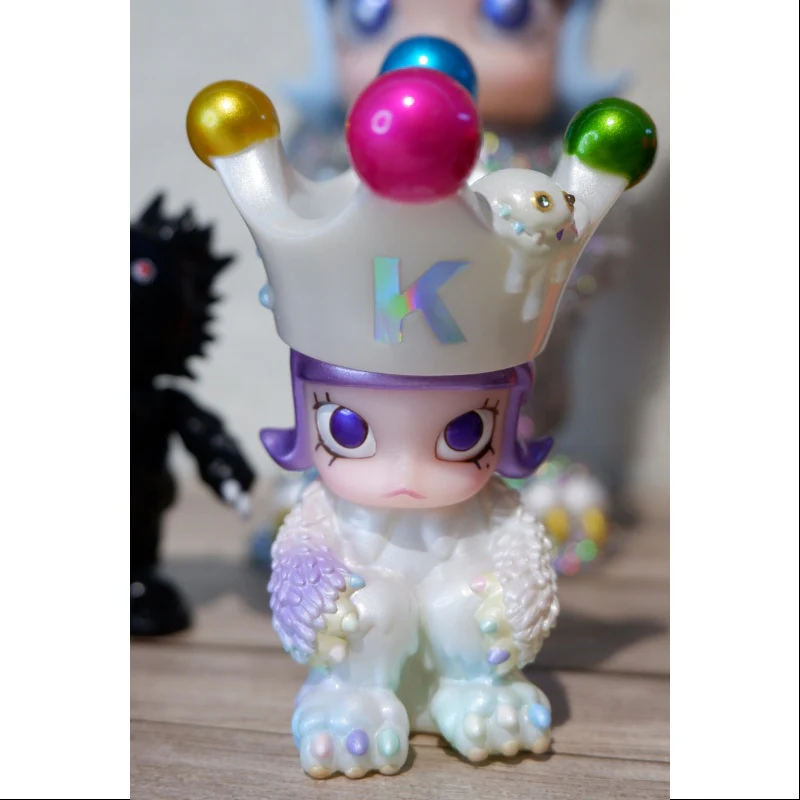 MOLLY X Instinctoy Mini Erosion Molly White Colorful 2017 Limited Edition - tumbierware