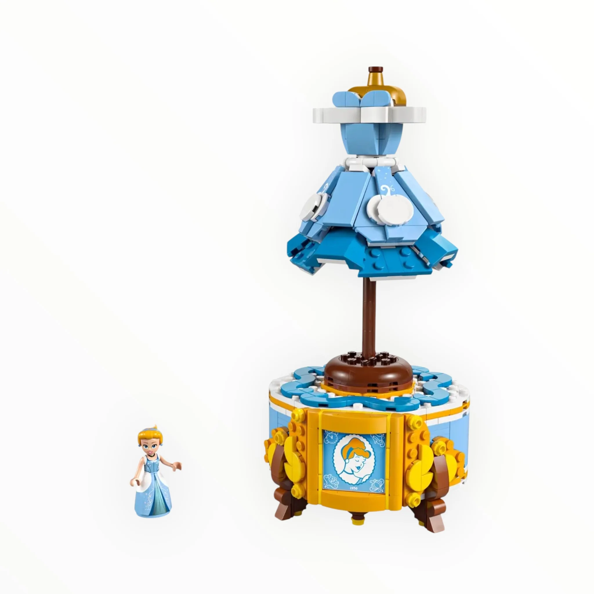 43266 Disney Cinderella's Dress - tumbierware