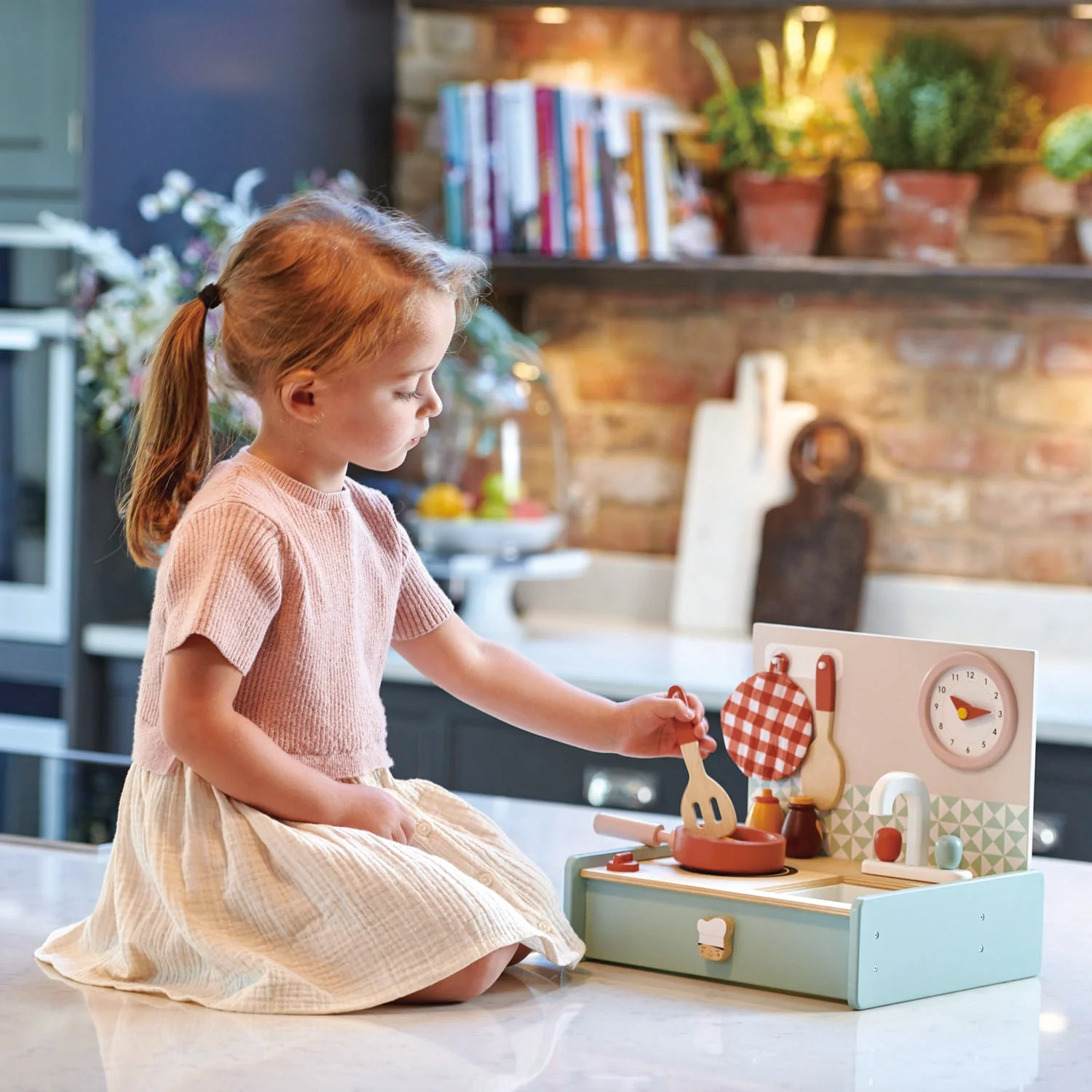Tender Leaf Toys Kitchenette - tumbierware