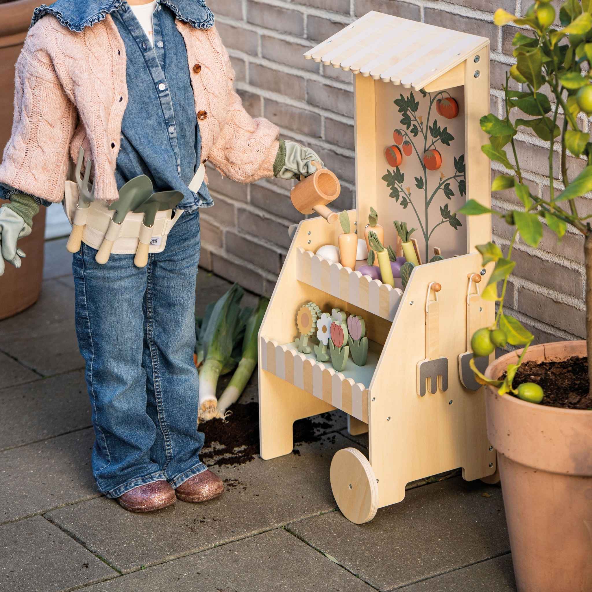 Jabadabado Wooden Gardening Wagon - tumbierware