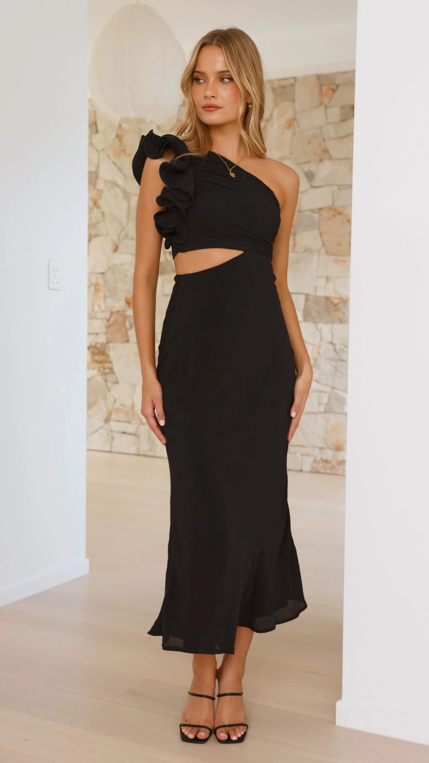 Amina Maxi Dress - Black - necksoother