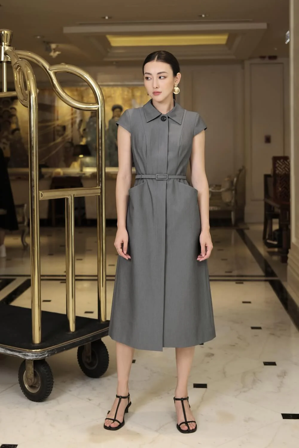 Xander Folded Collar Dress - necksoother