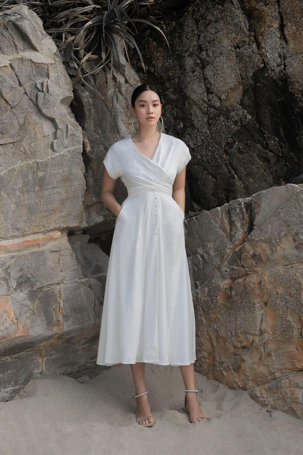 Ella Short Sleeves Dress - necksoother