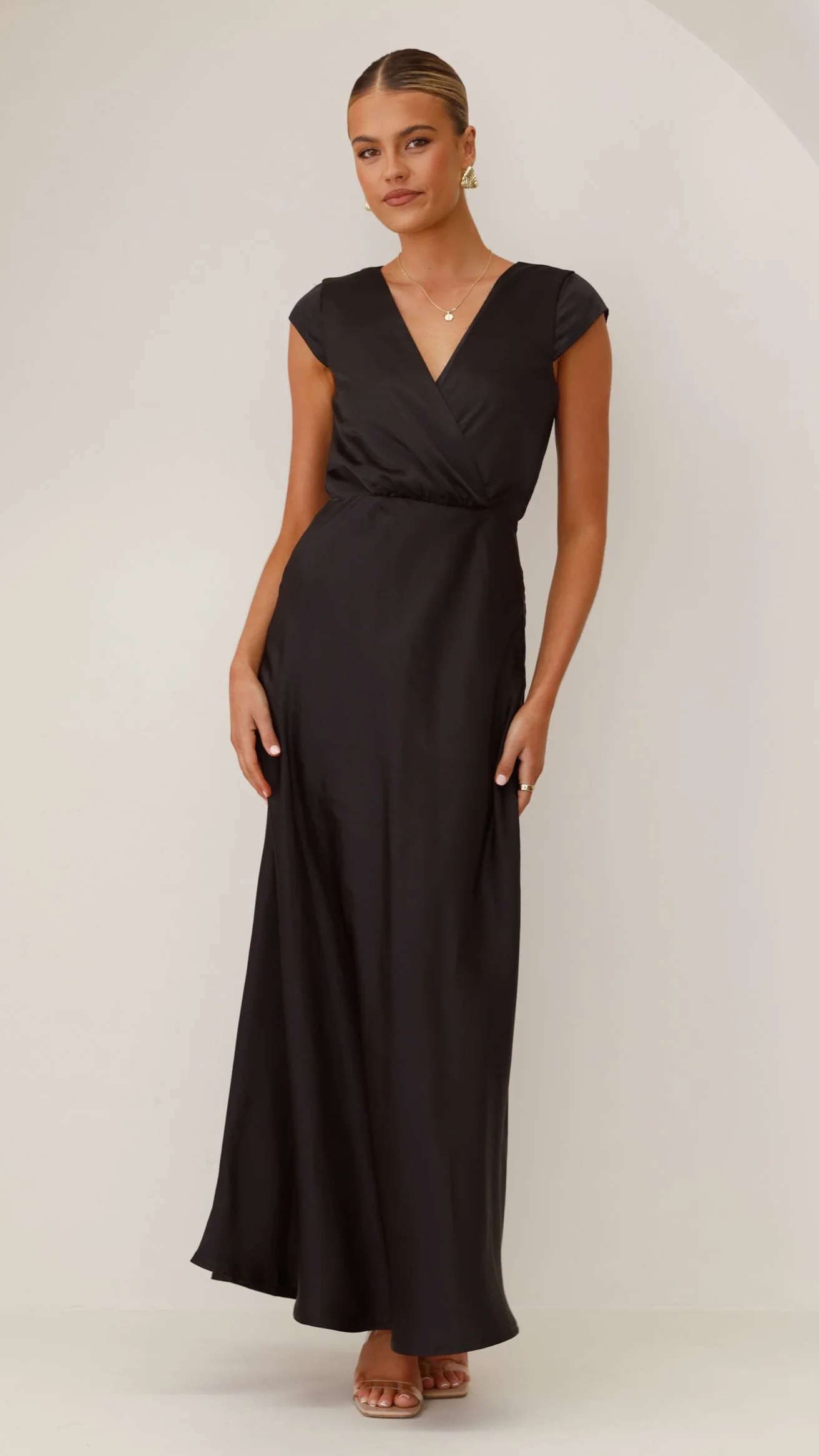 Selma Maxi Dress - Black - necksoother