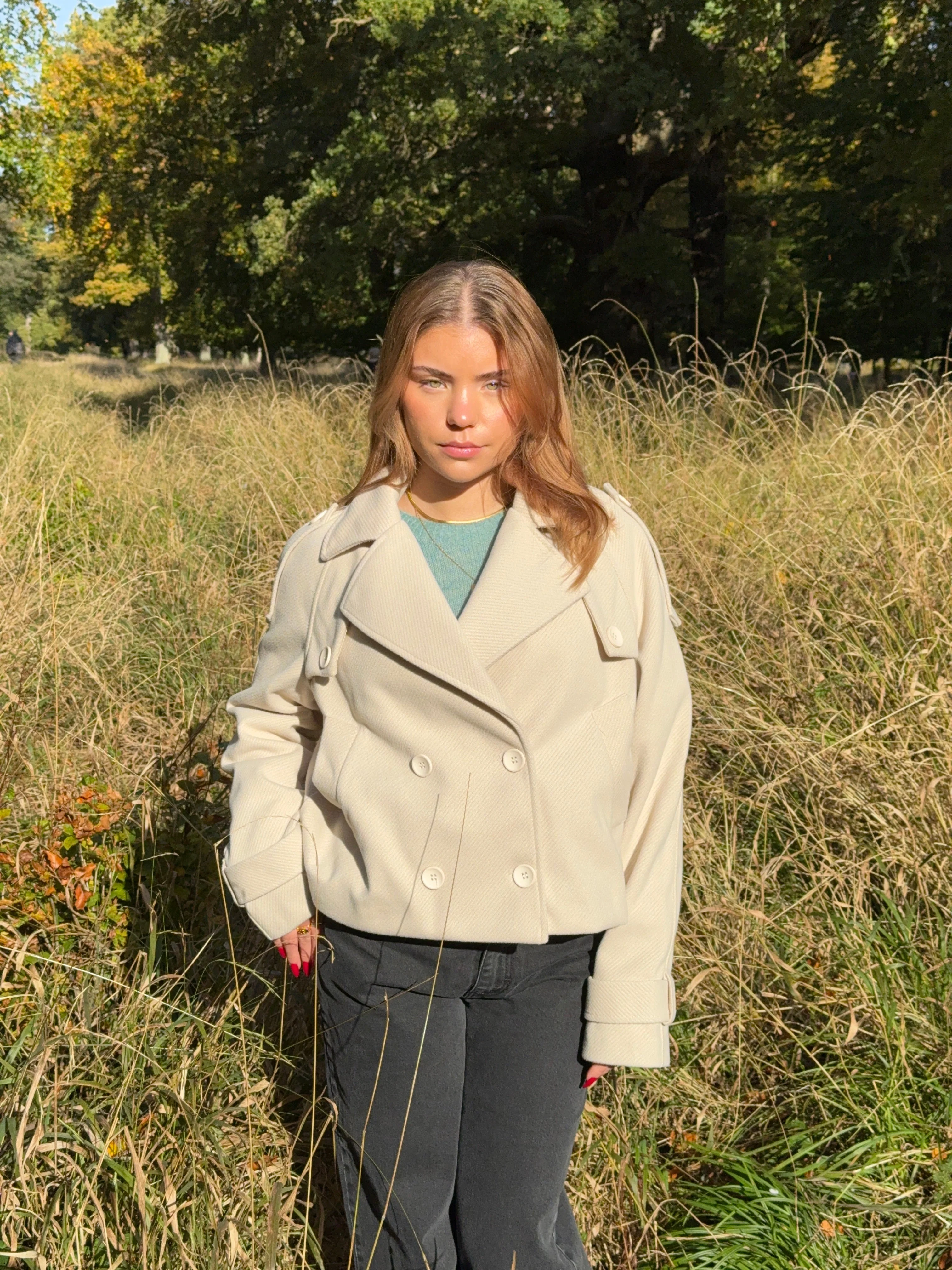 Marigona short coat - Beige - necksoother