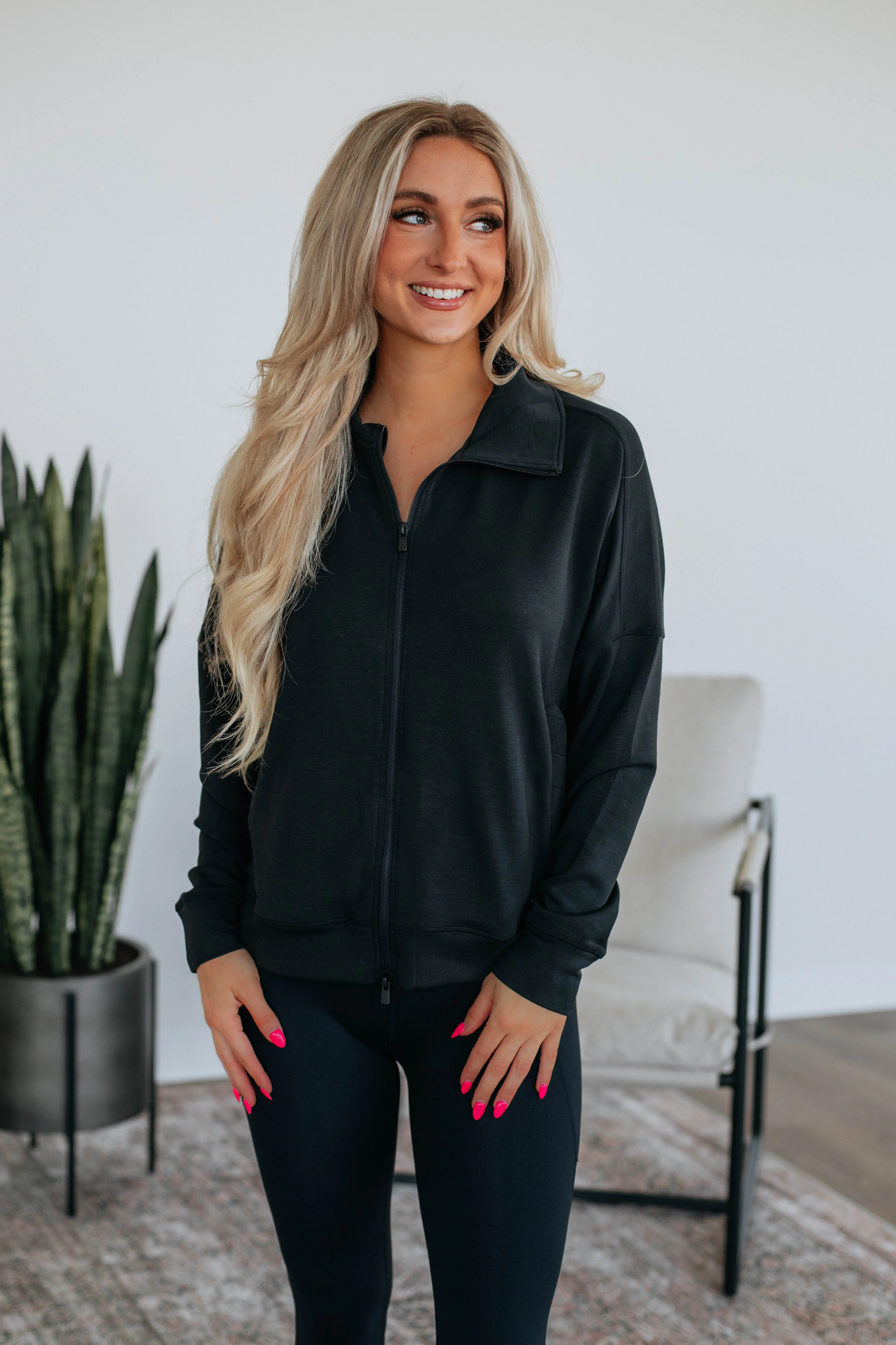 Breckyn Zip-Up Jacket - Black - necksoother