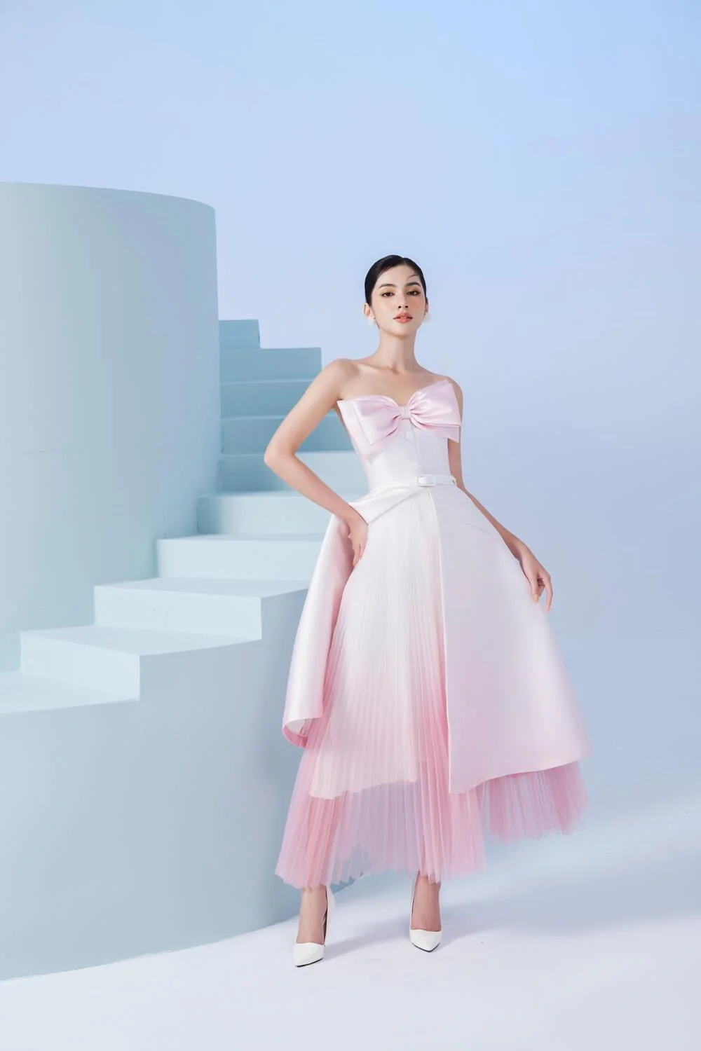 Pinkie Bowtie Dress - necksoother