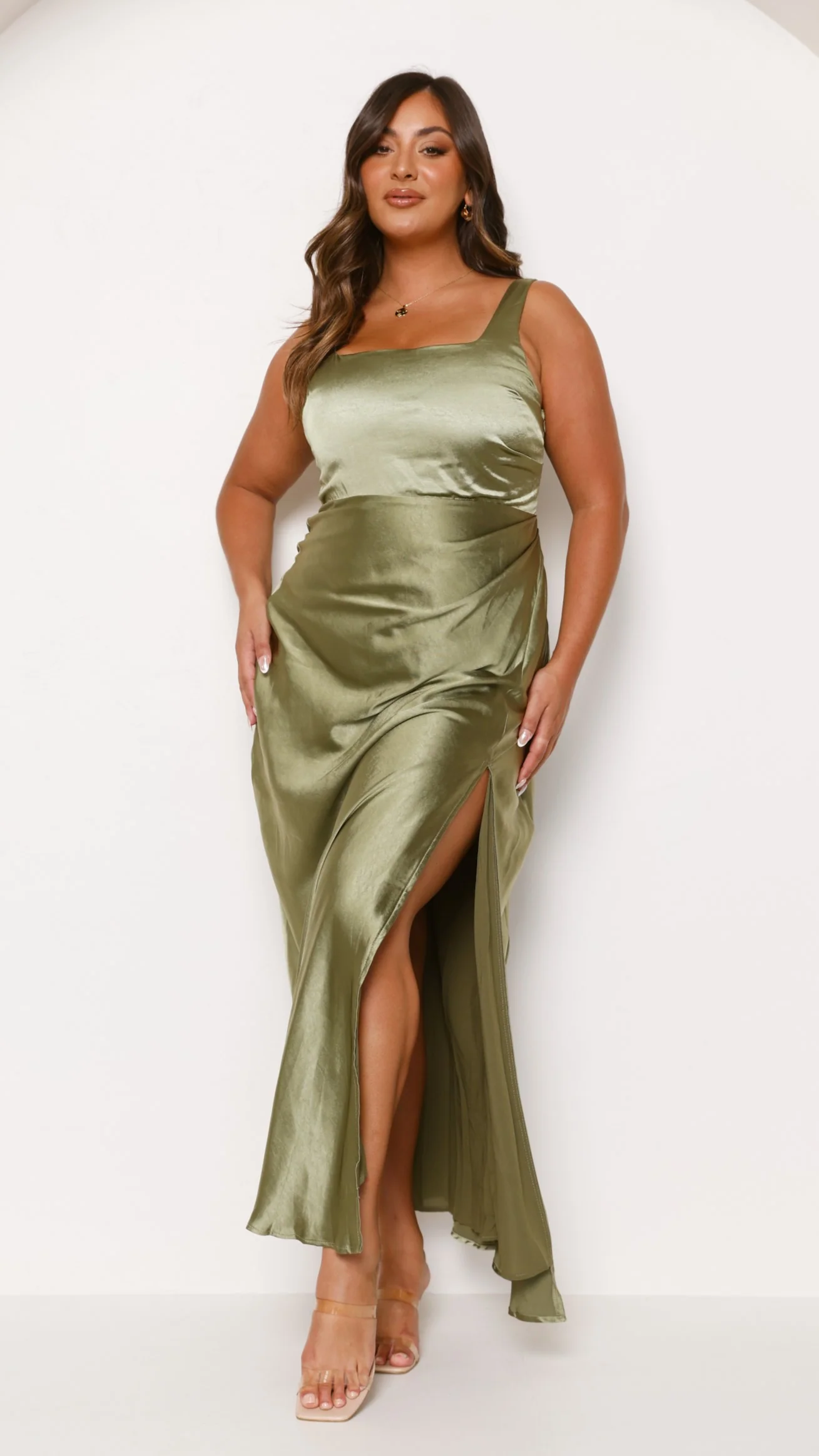 Alaria Maxi Dress - Olive - necksoother
