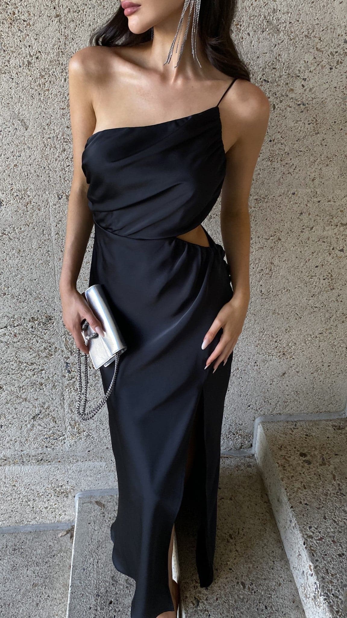 Nyla Maxi Dress - Black - necksoother
