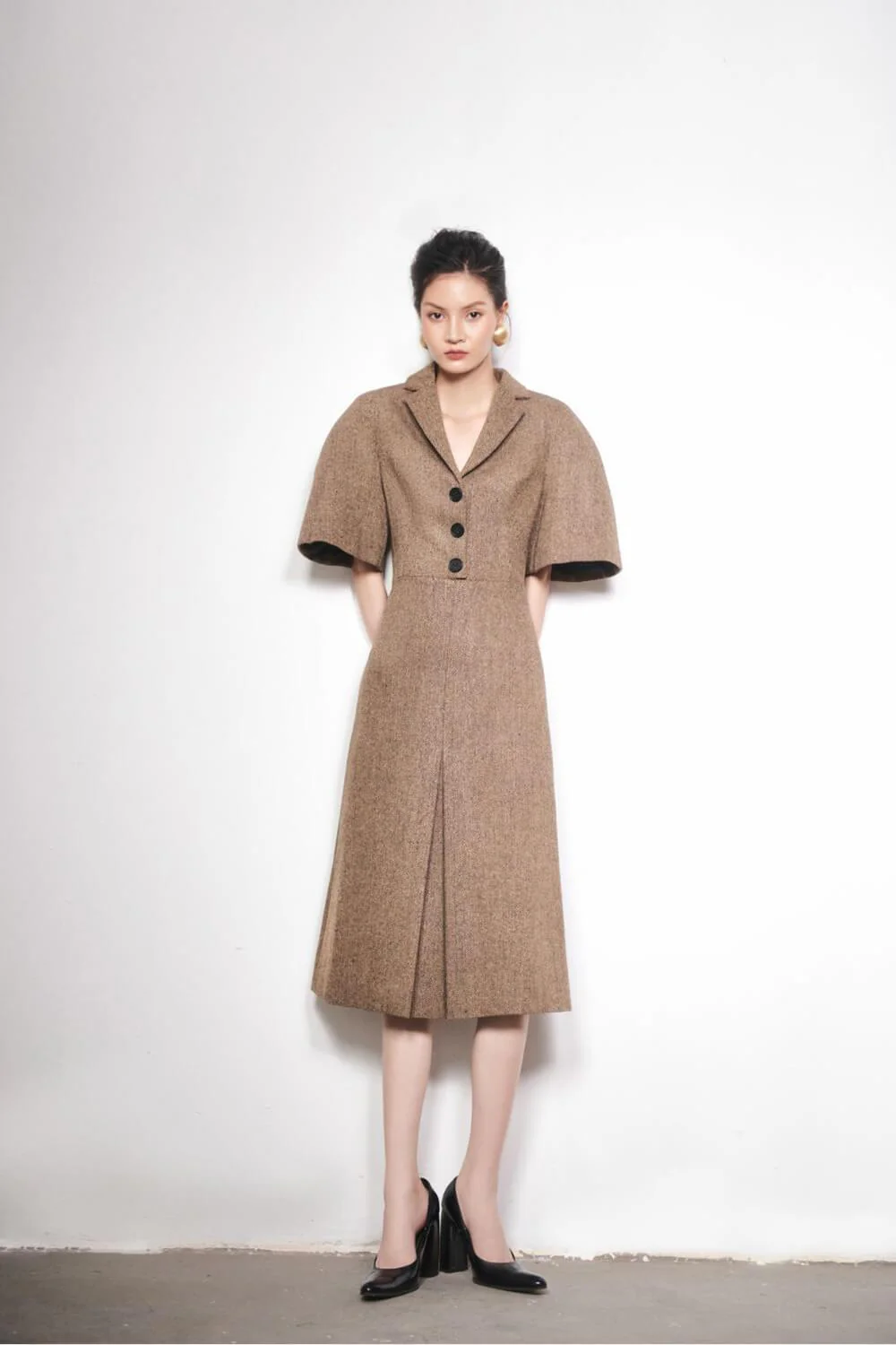 Clover V-Neck Dress - necksoother