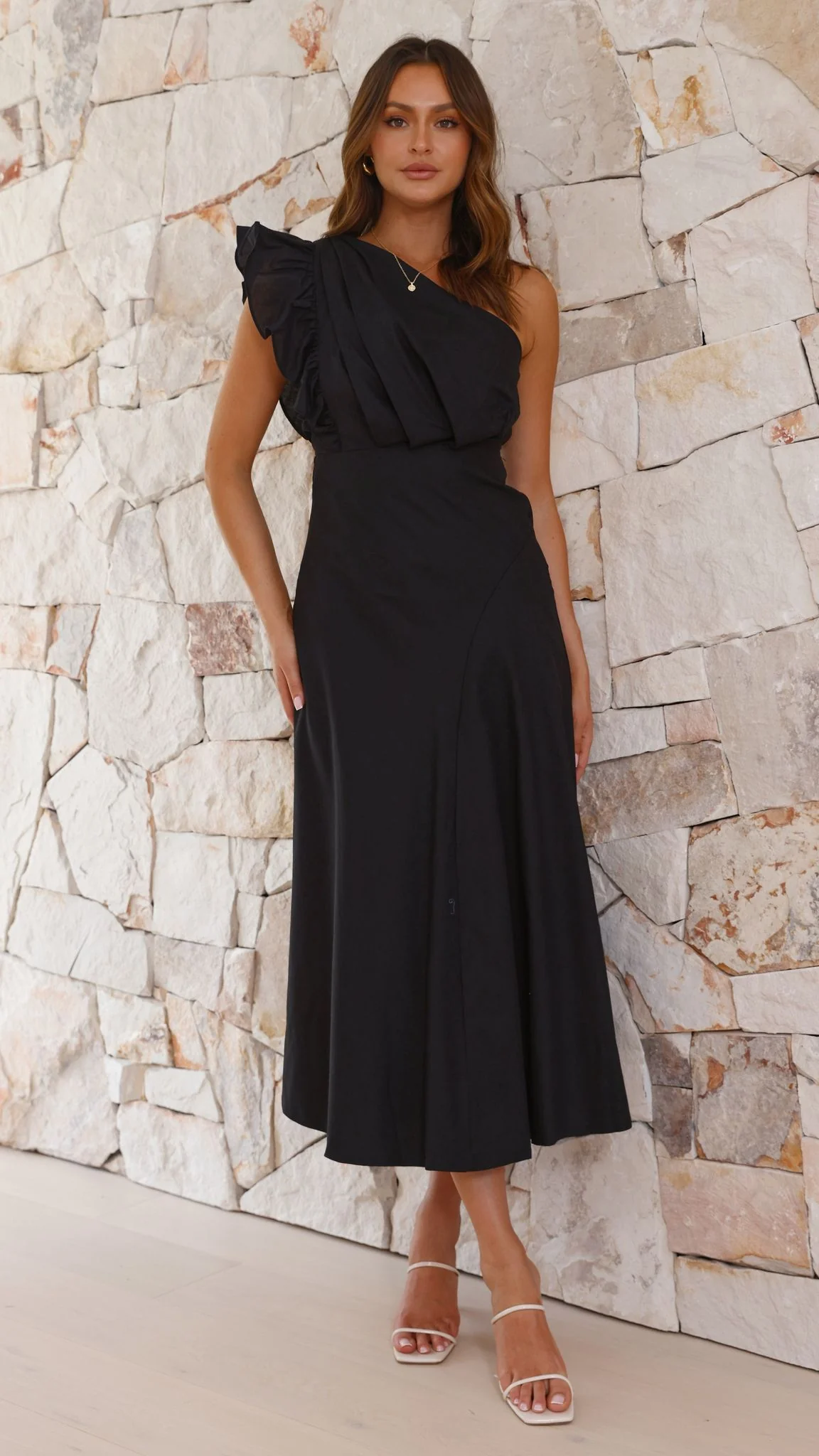 Stassie Midi Dress - Black - necksoother