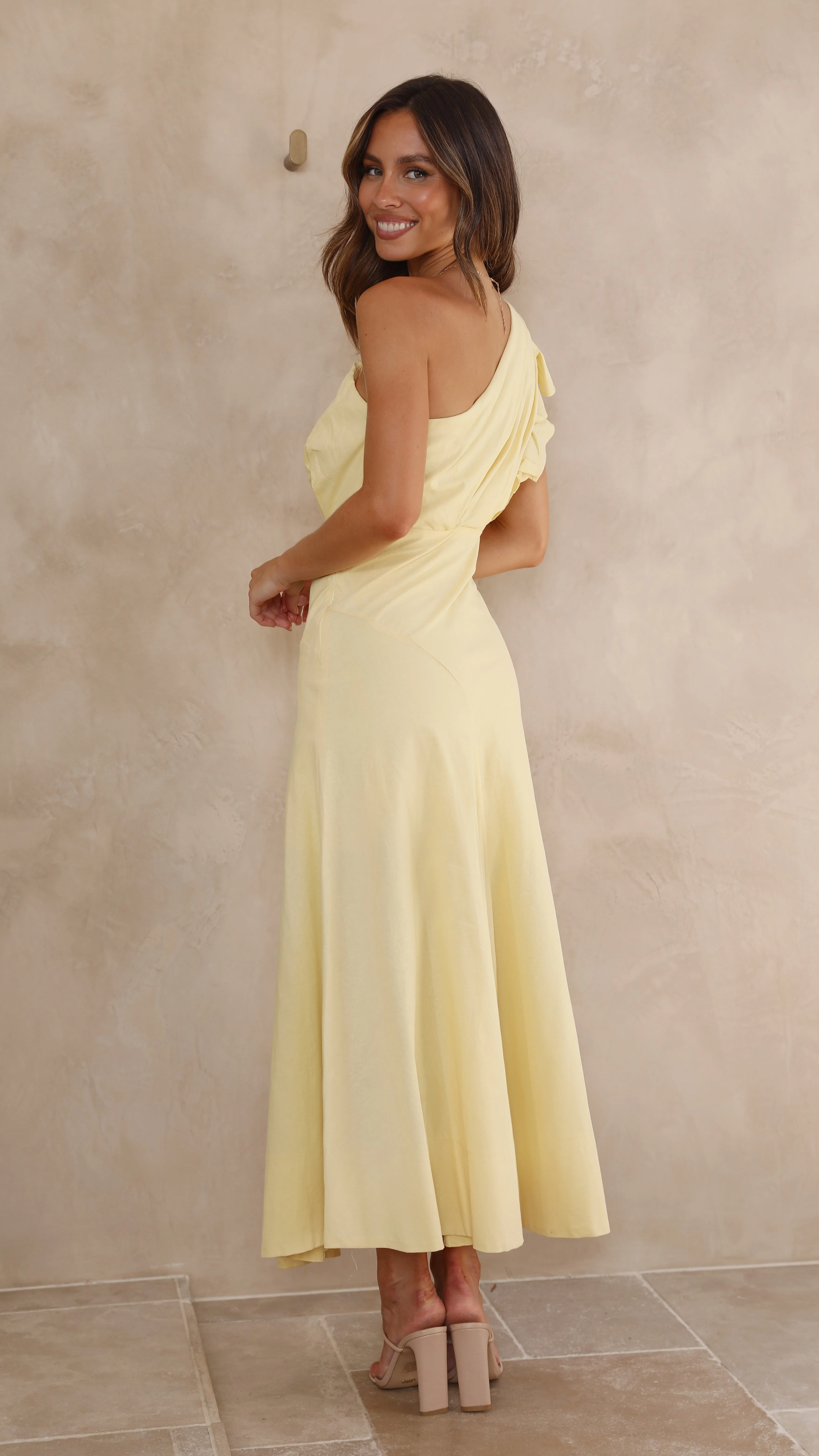 Stassie Midi Dress - Butter - necksoother
