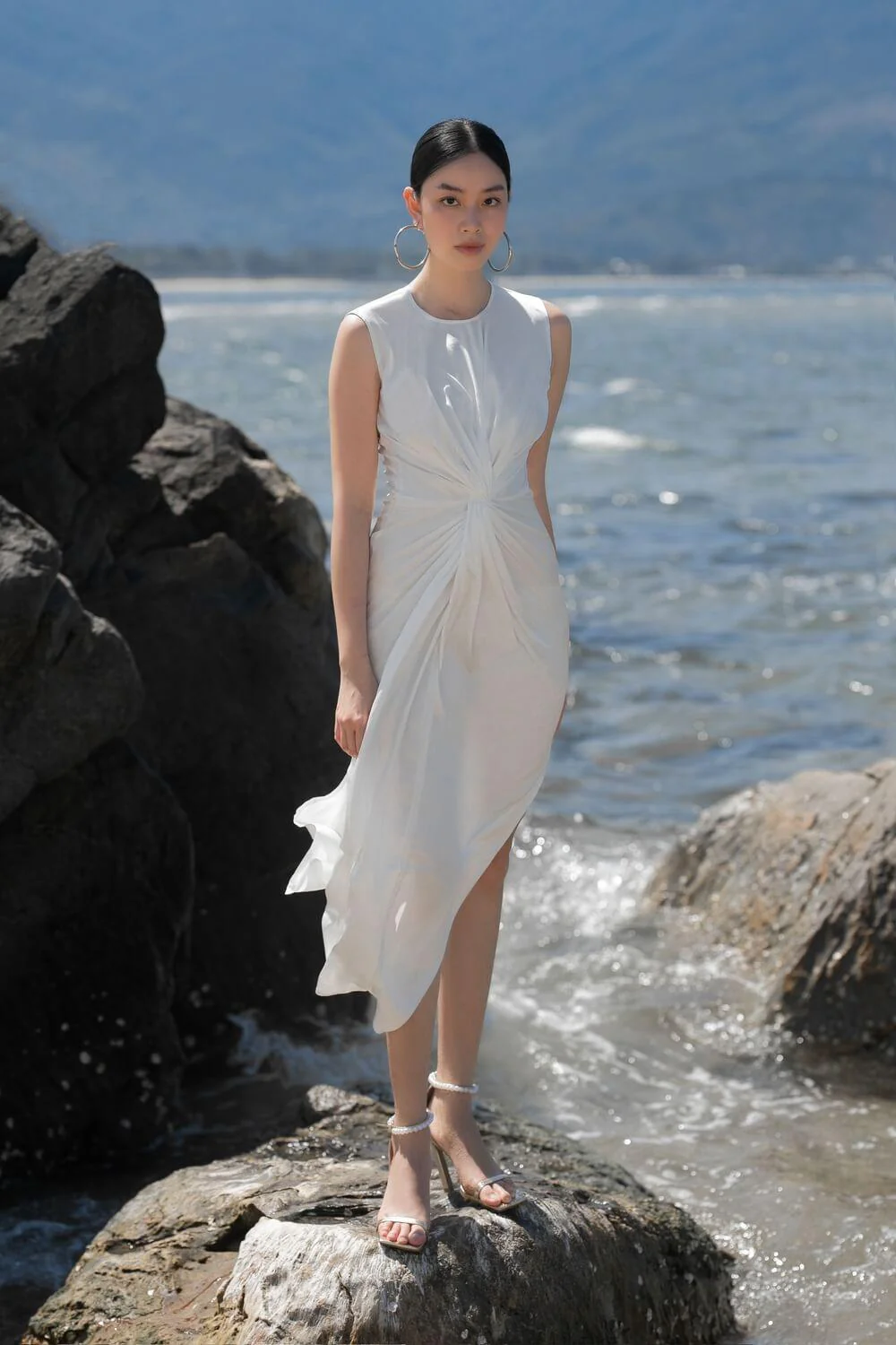 Emma Twisted Dress - necksoother
