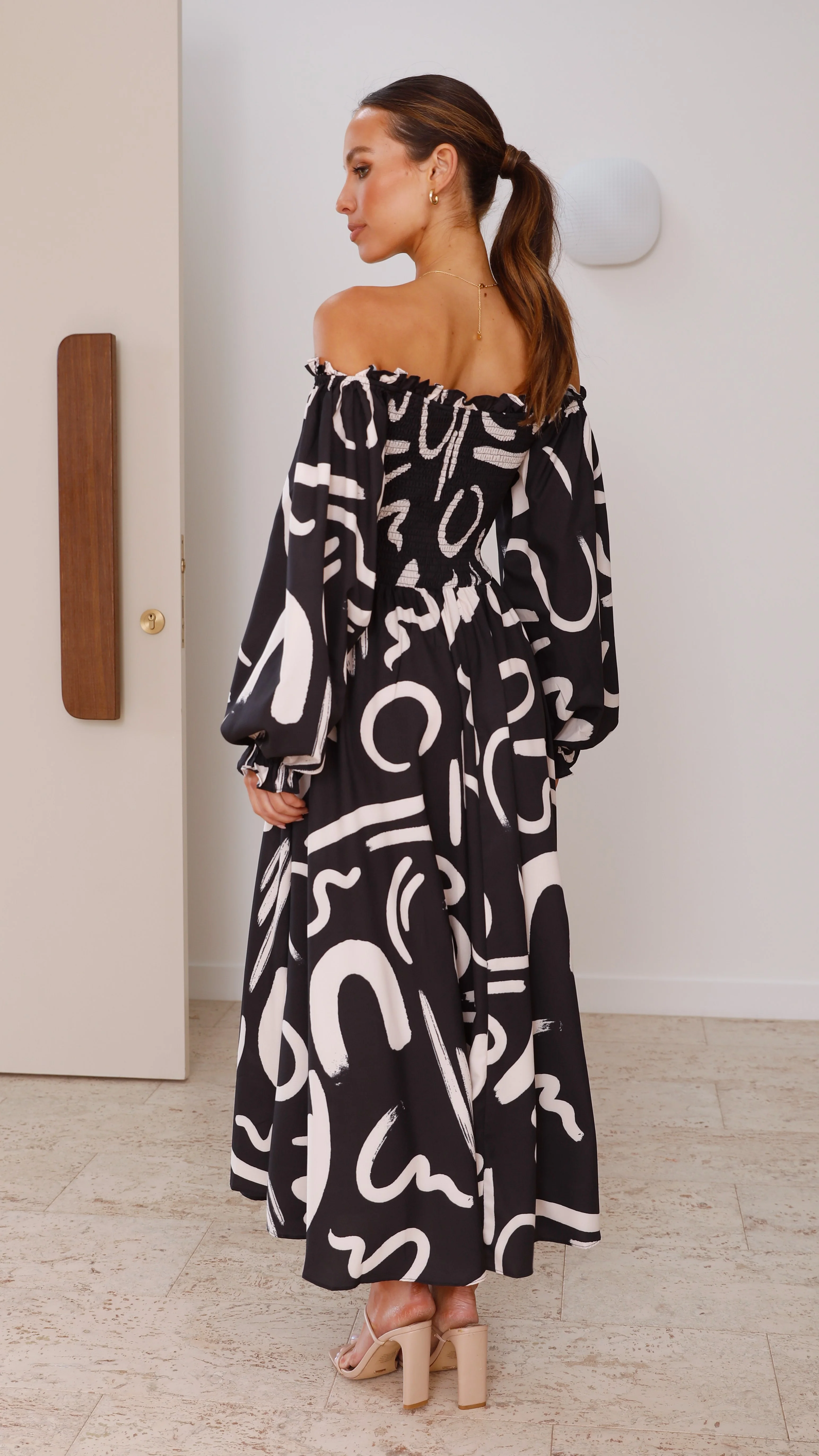 Freya Maxi Dress - Black - necksoother