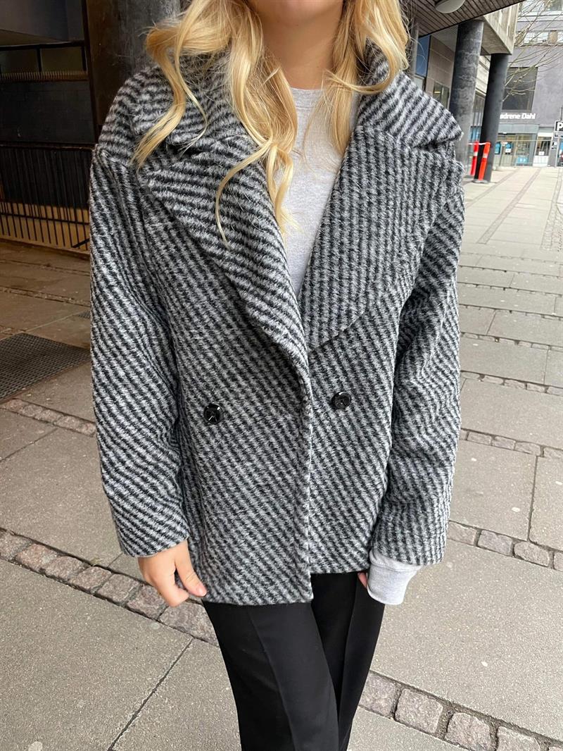 Matilde W - jacket - necksoother