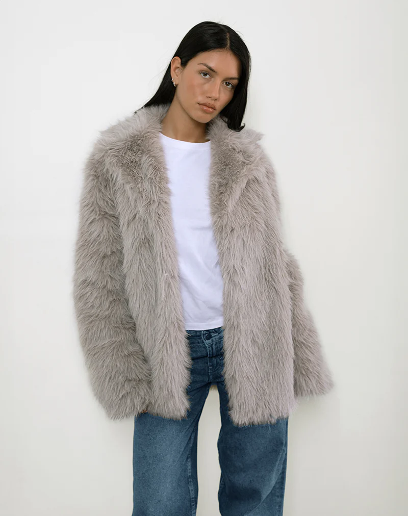 Lupita Jacket in Faux Fur Taupe - necksoother