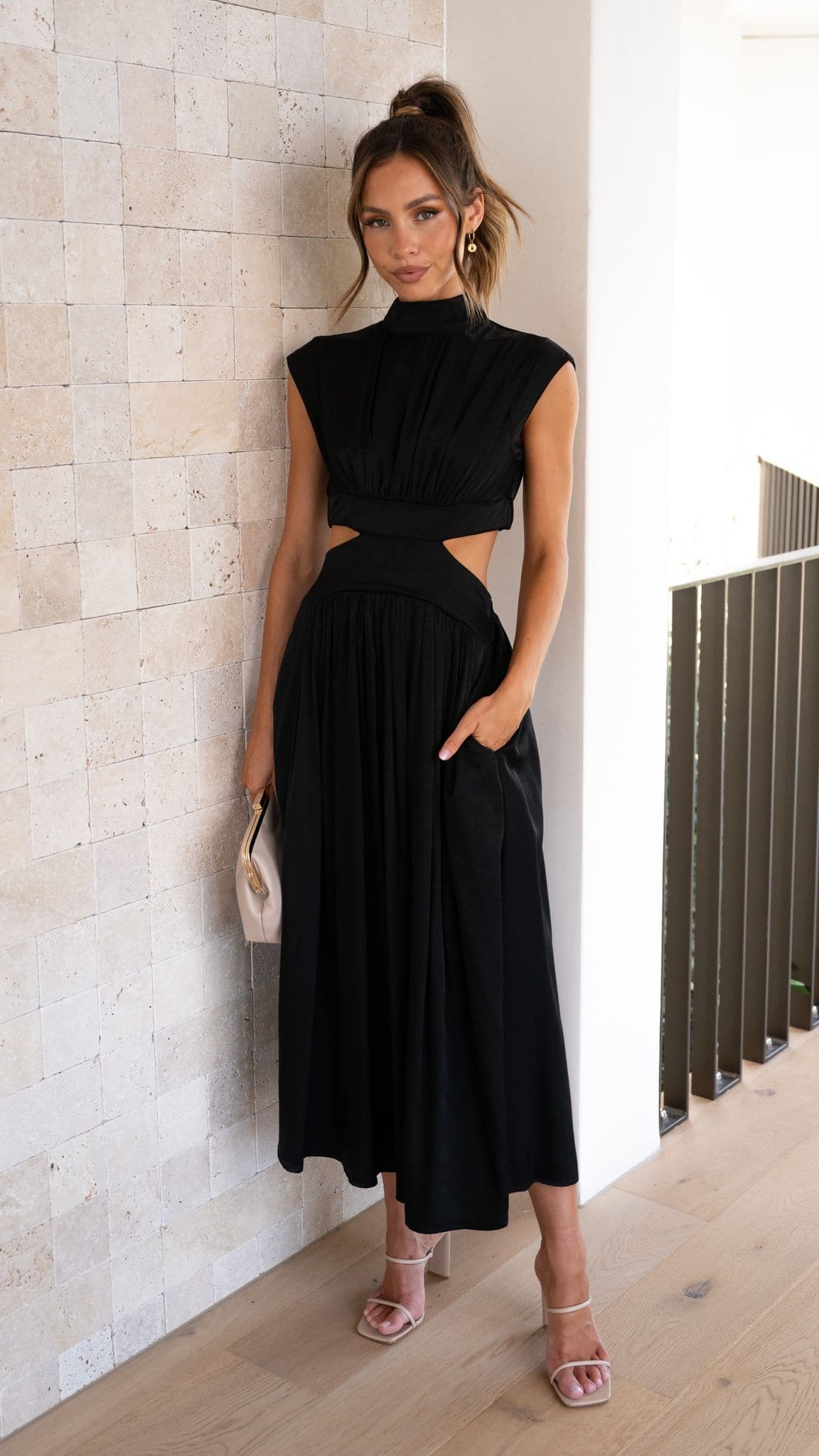 Cindie Midi Dress - Black - necksoother