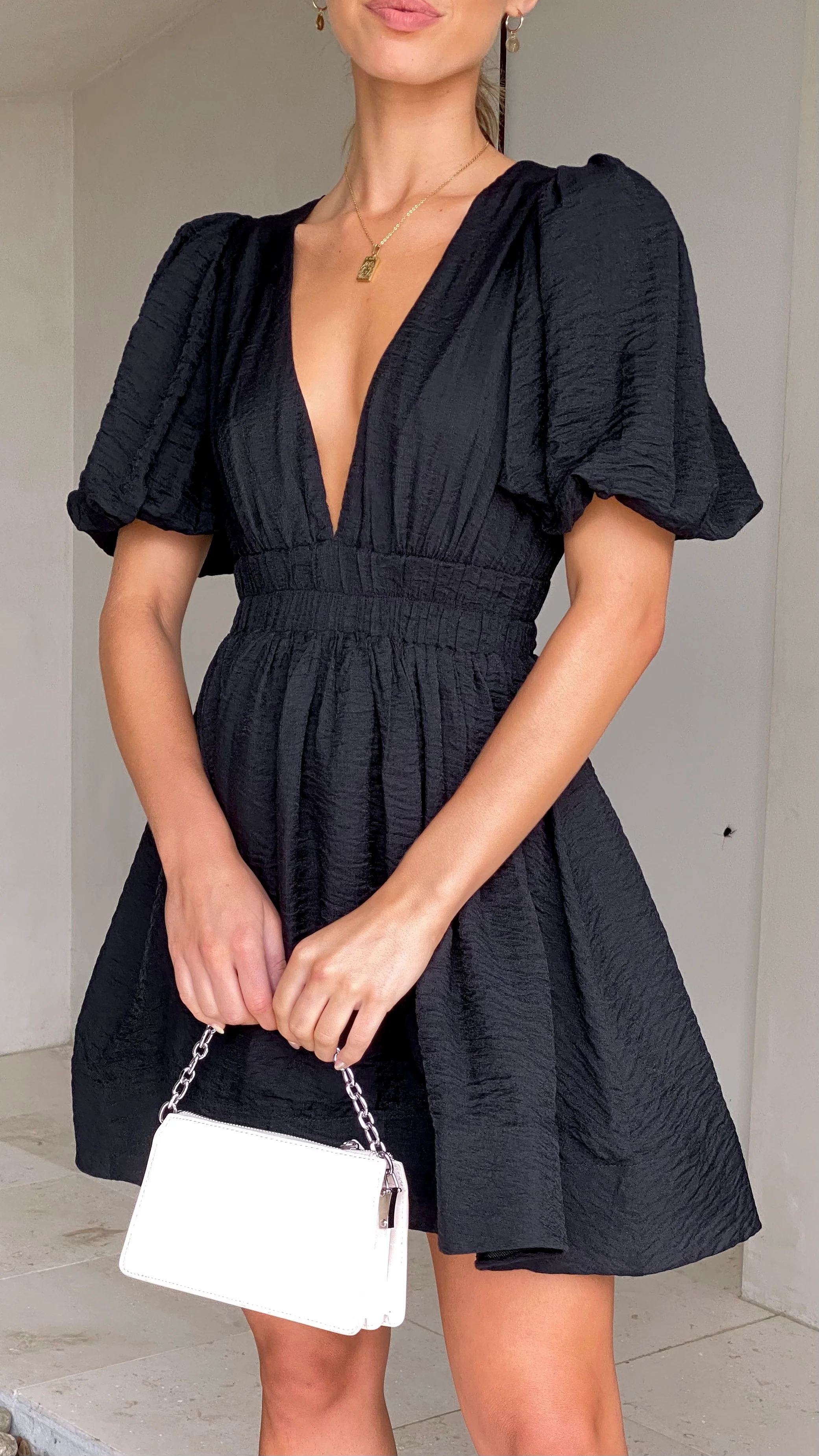Erin Mini Dress - Black - necksoother