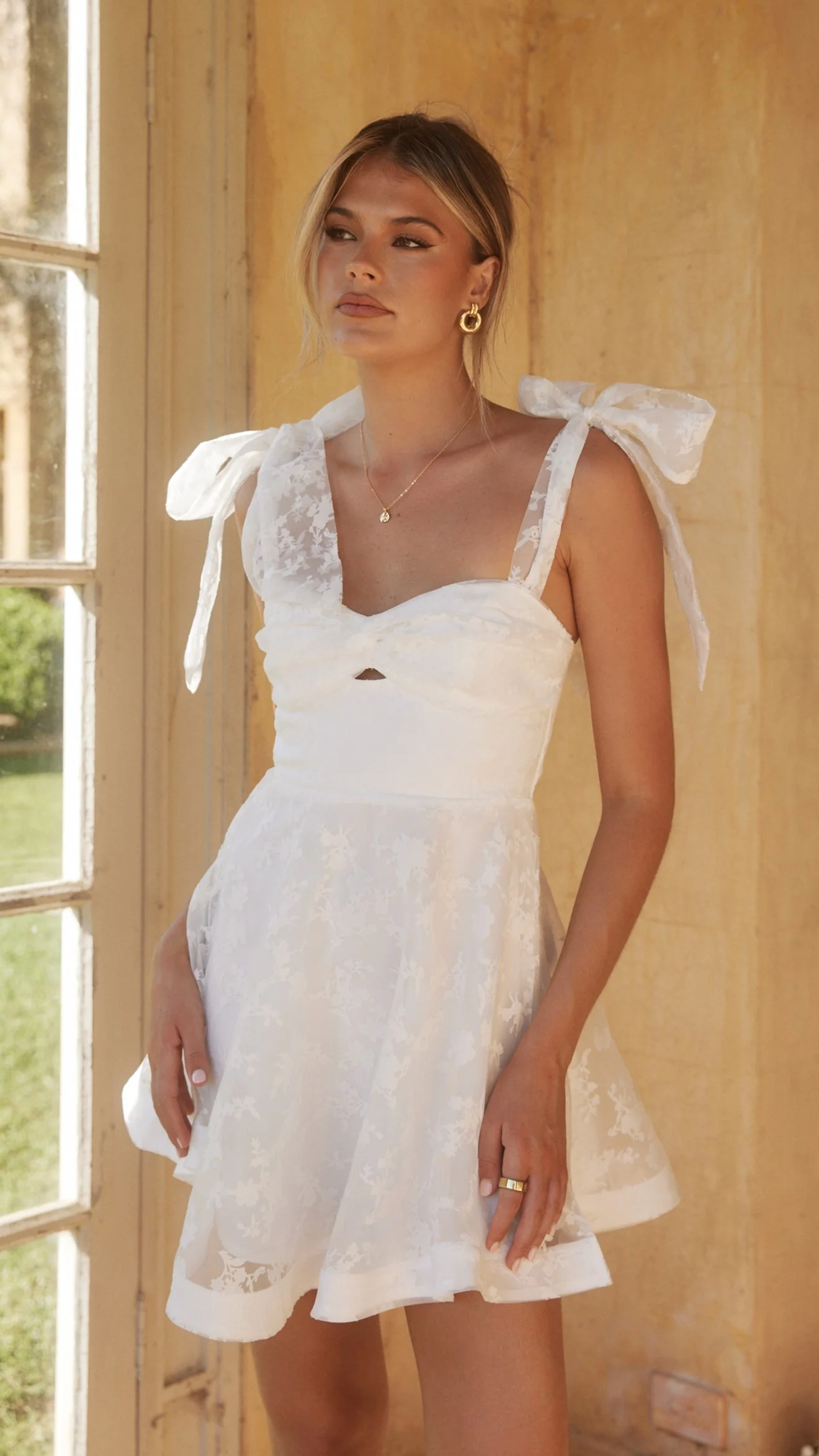 Karis Mini Dress - White - necksoother