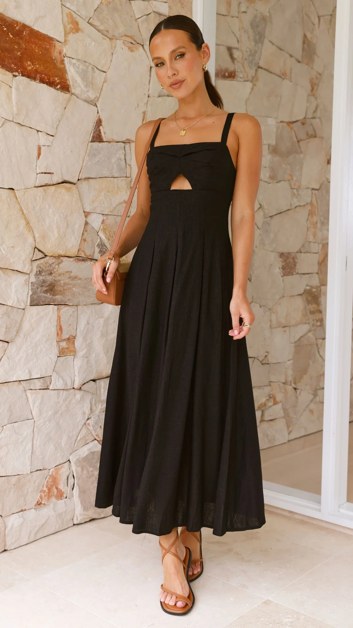 Shaylee Maxi Dress - Black - necksoother