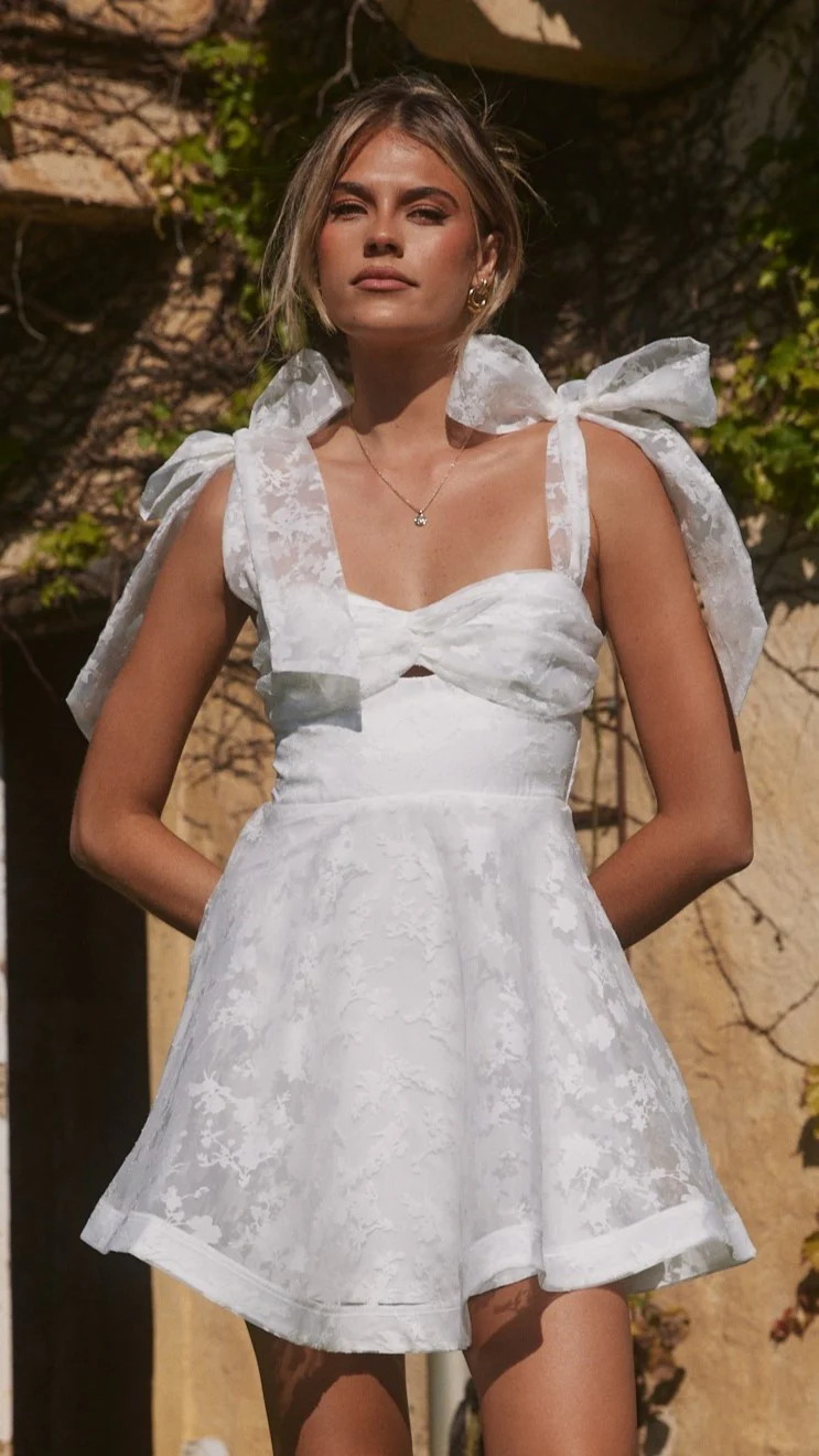 Karis Mini Dress - White - necksoother
