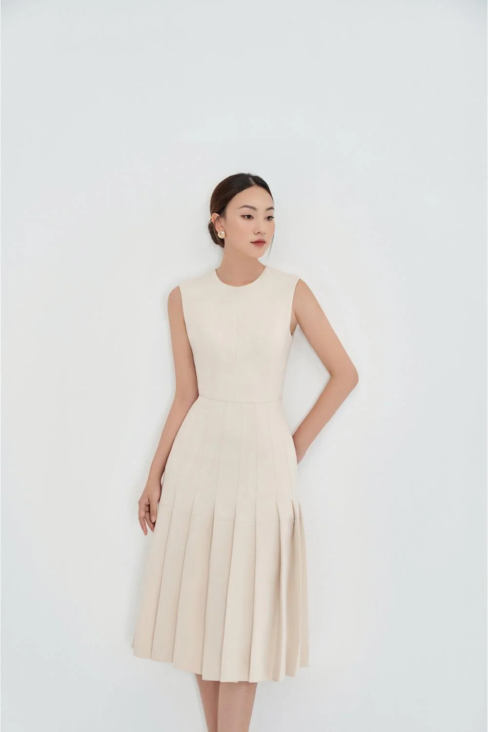 Regina Sleeveless Dress - necksoother