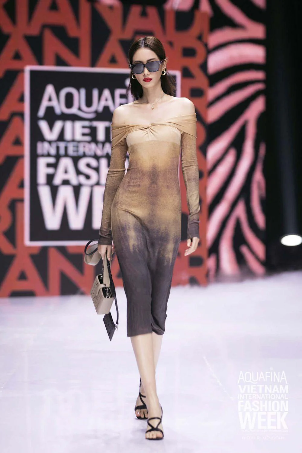 Sean Off-Shoulder Dress - necksoother