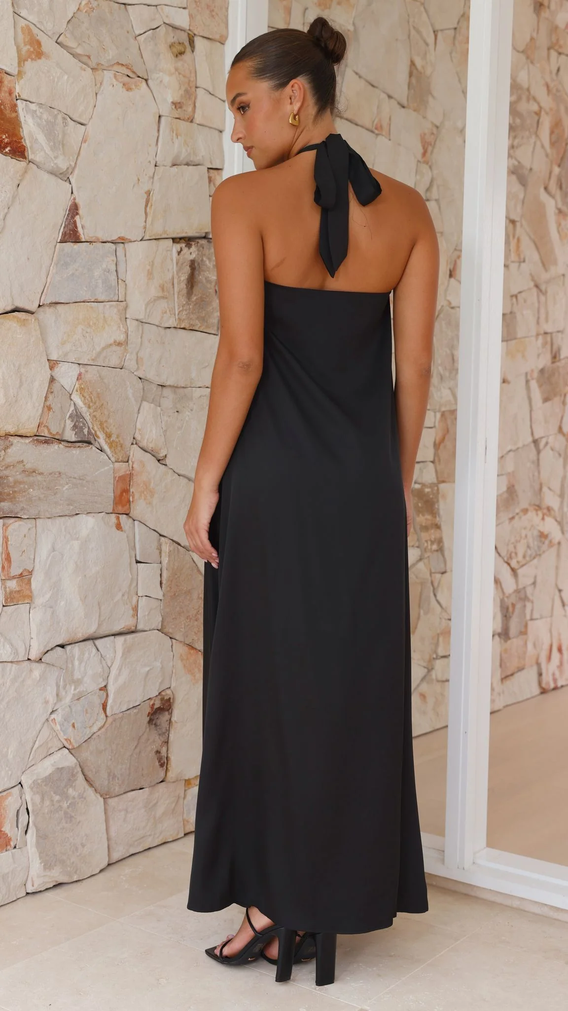 Monique Maxi Dress - Black - necksoother