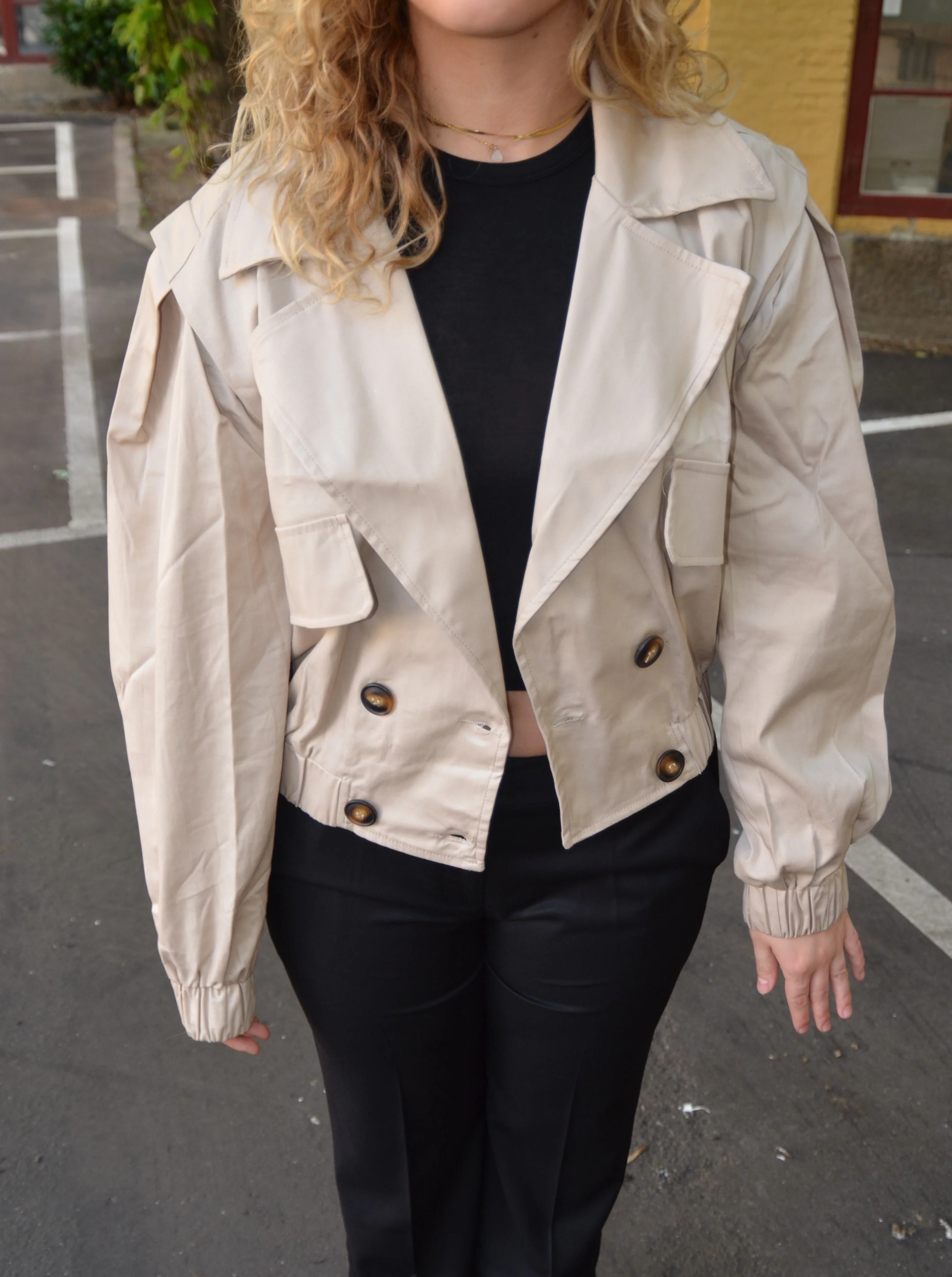 Millie cropped trench coat - Beige - necksoother