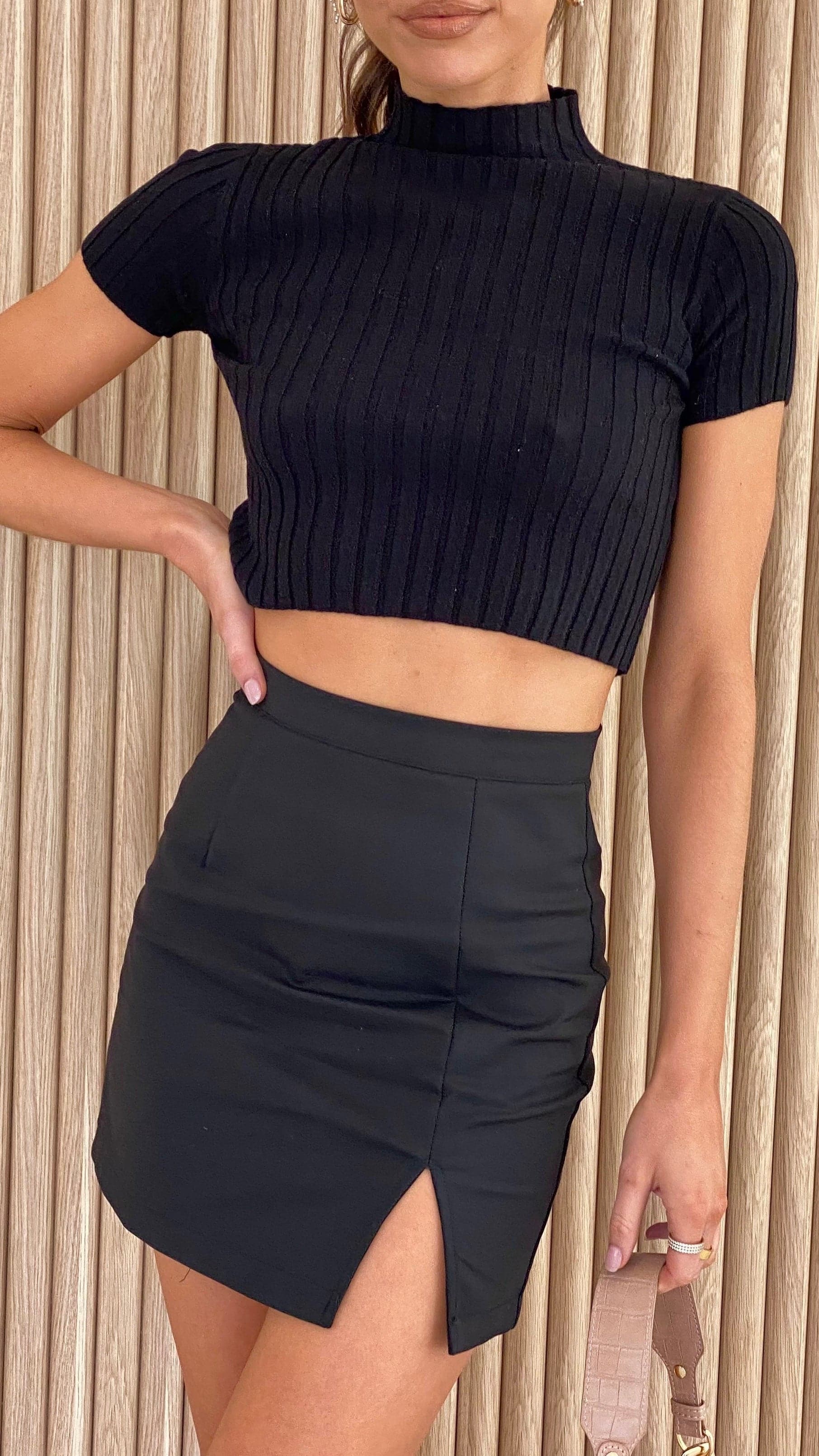 Ash Mini Skirt - Black - necksoother
