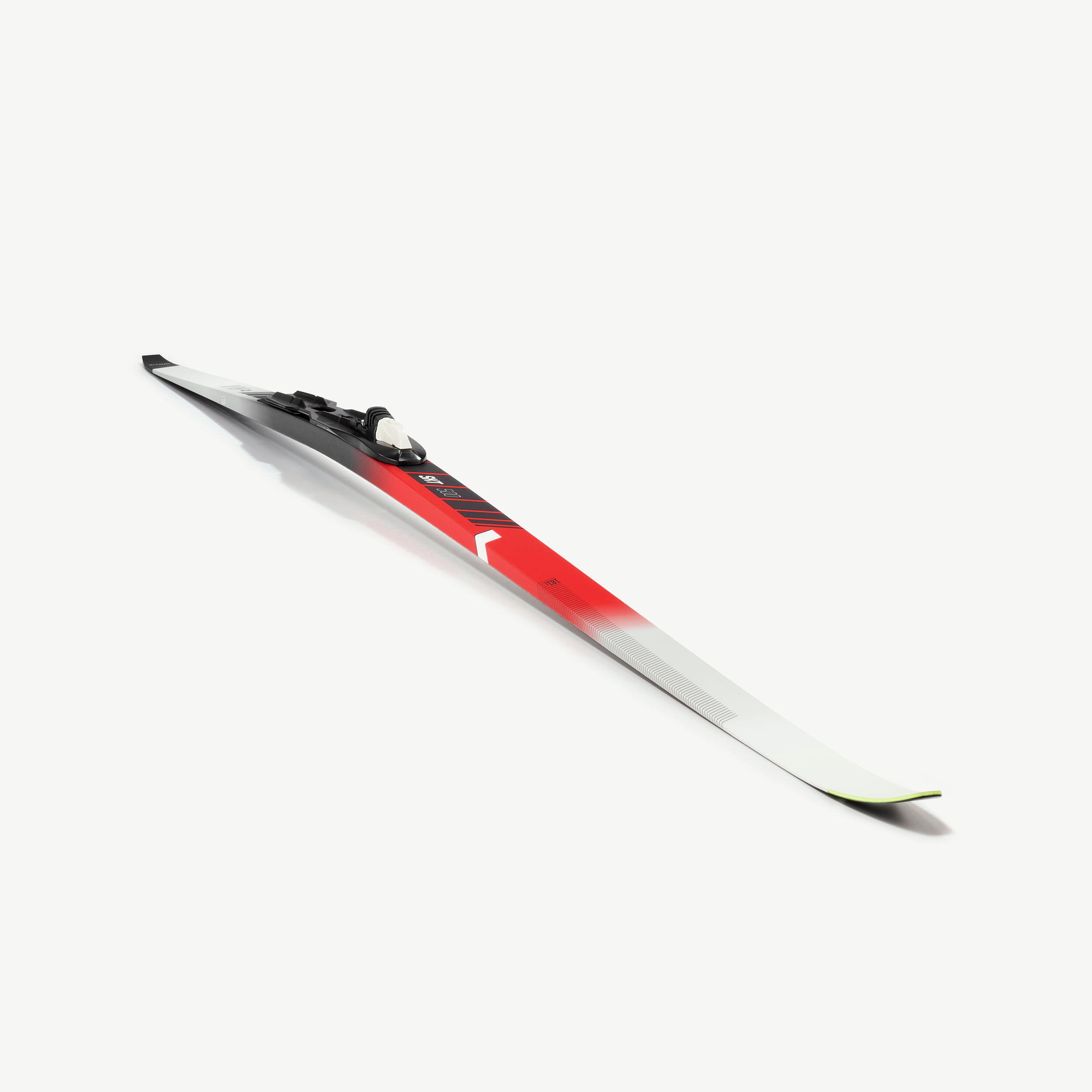 Adult Cross-Country Skate Ski + Fischer Compact Step-In Bindings 500 - Black