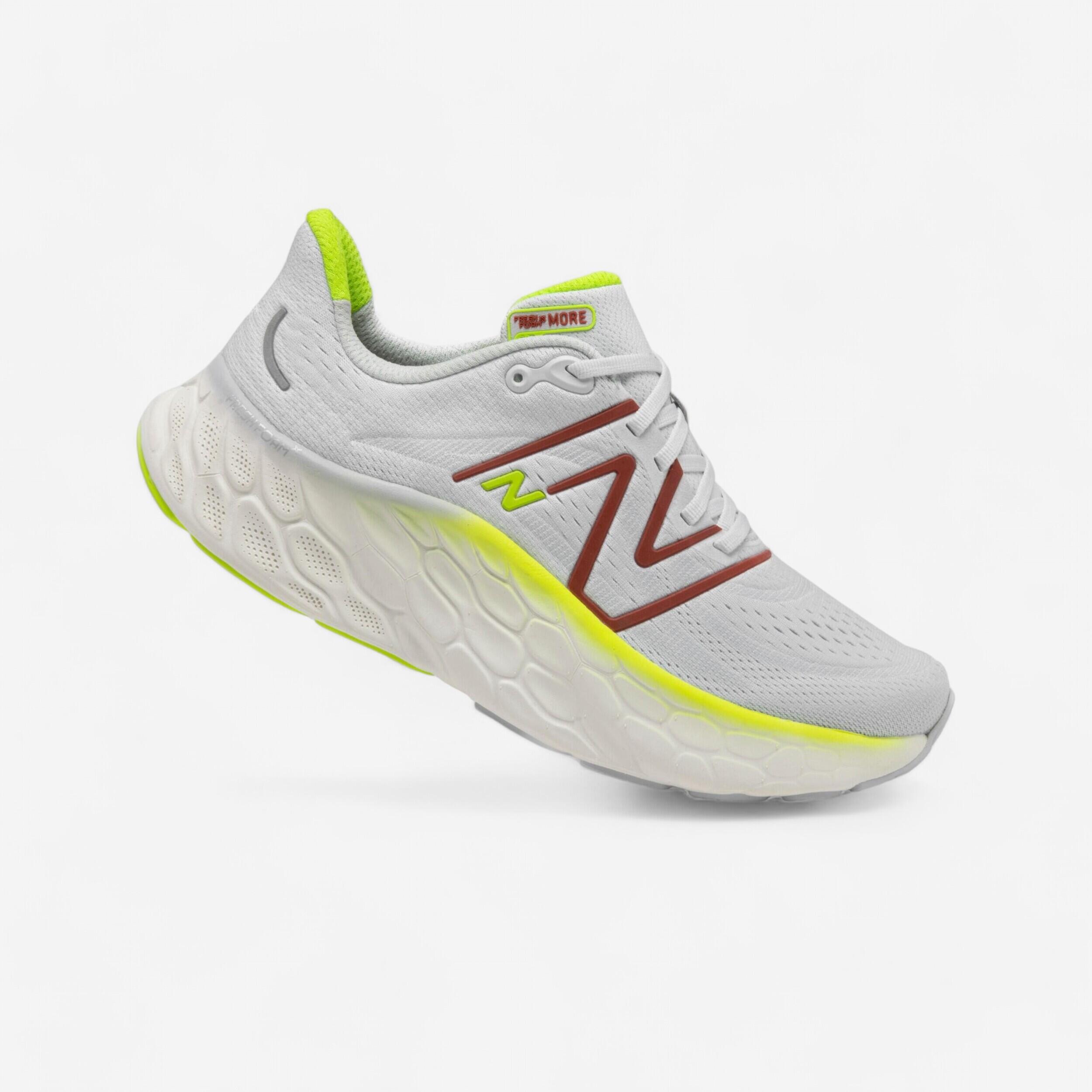 MEN'S NEW BALANCE MORE V4 RUNNING SHOES - WHITE YELLOW