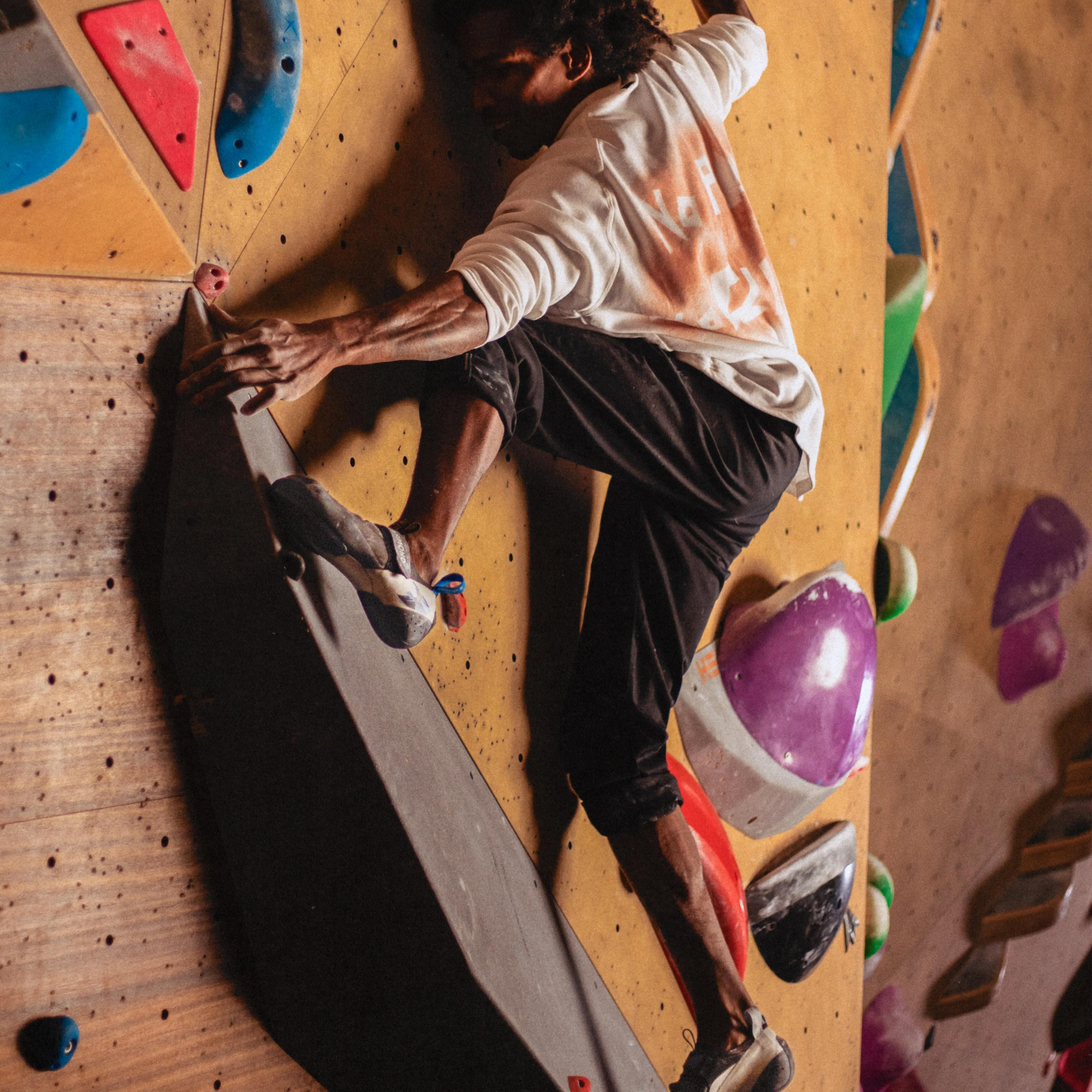 CLIMBING SHOES - EDGE SOFT V2 WHITE/BLACK