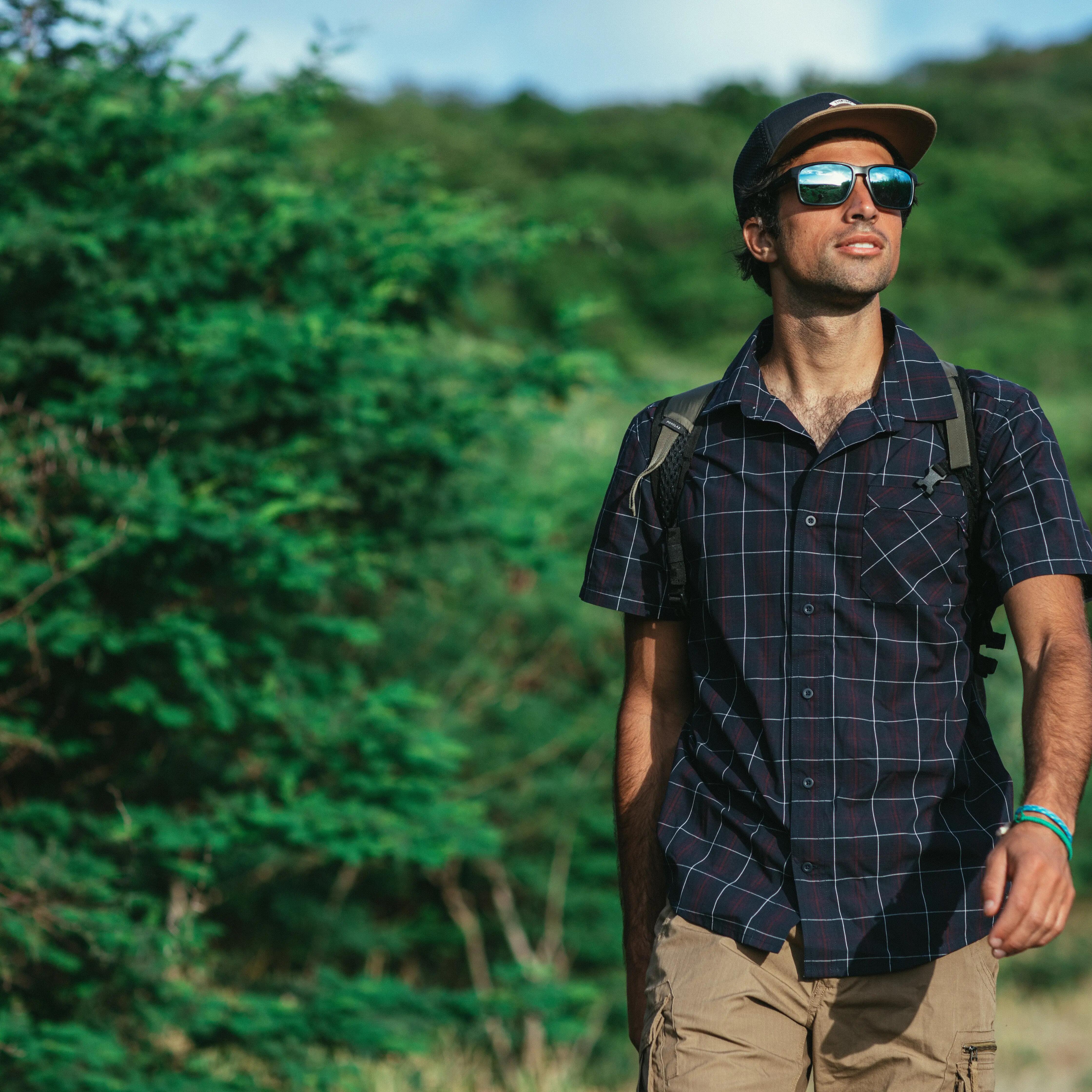 Men’s short-sleeved plaid travel trekking shirt TRAVEL 100 black