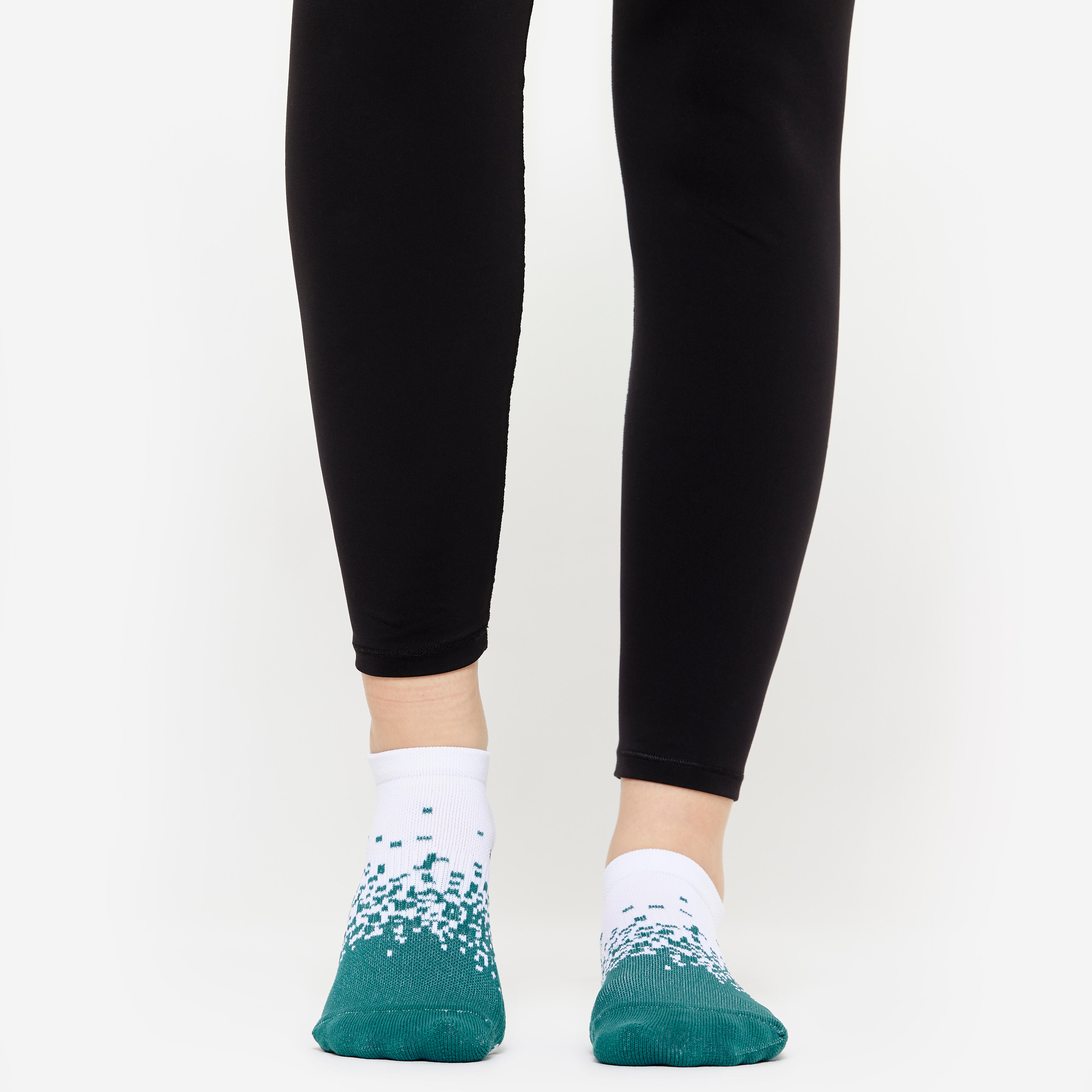 Women's Invisible Socks x 3 - Colour