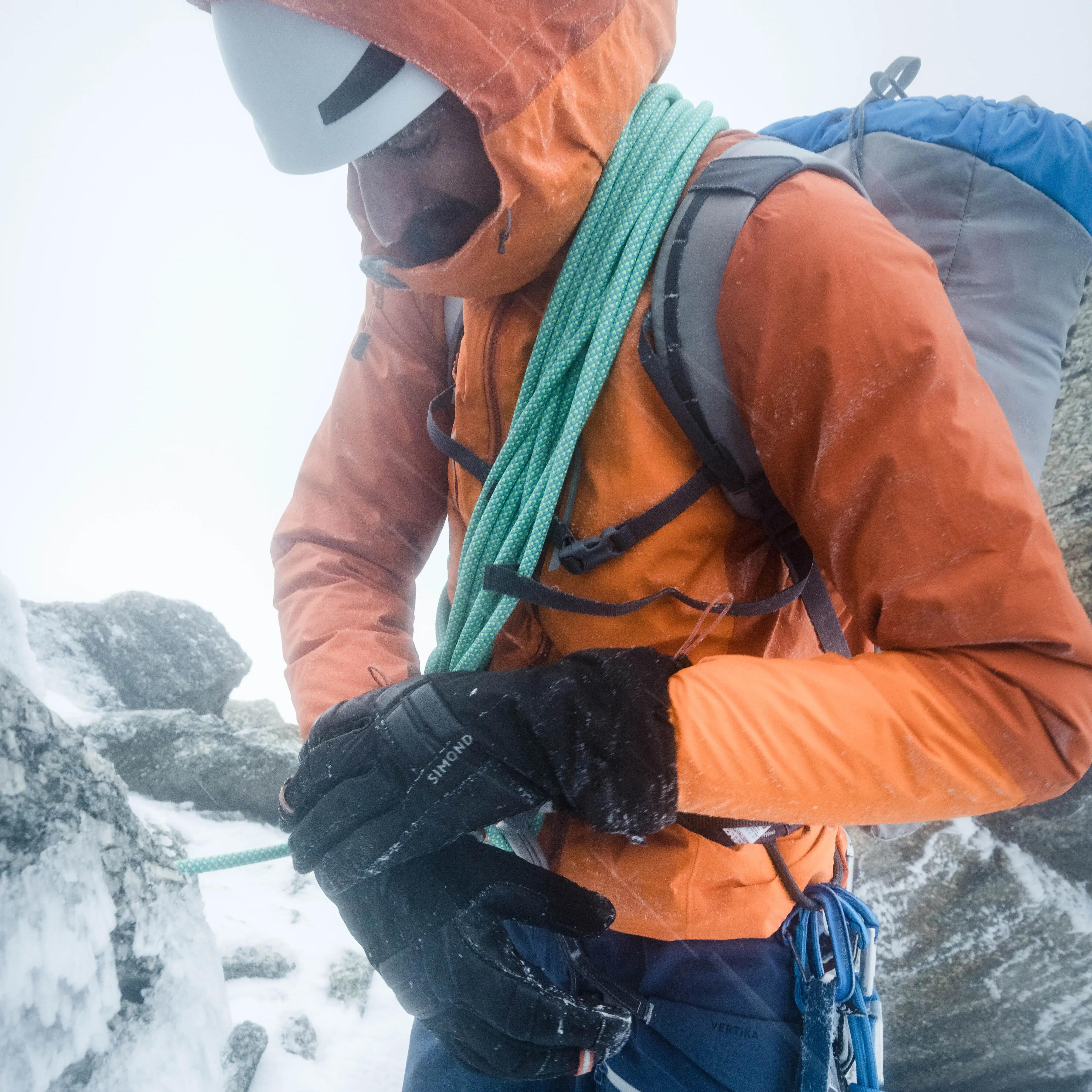 Dextrous waterproof mountaineering gloves  black