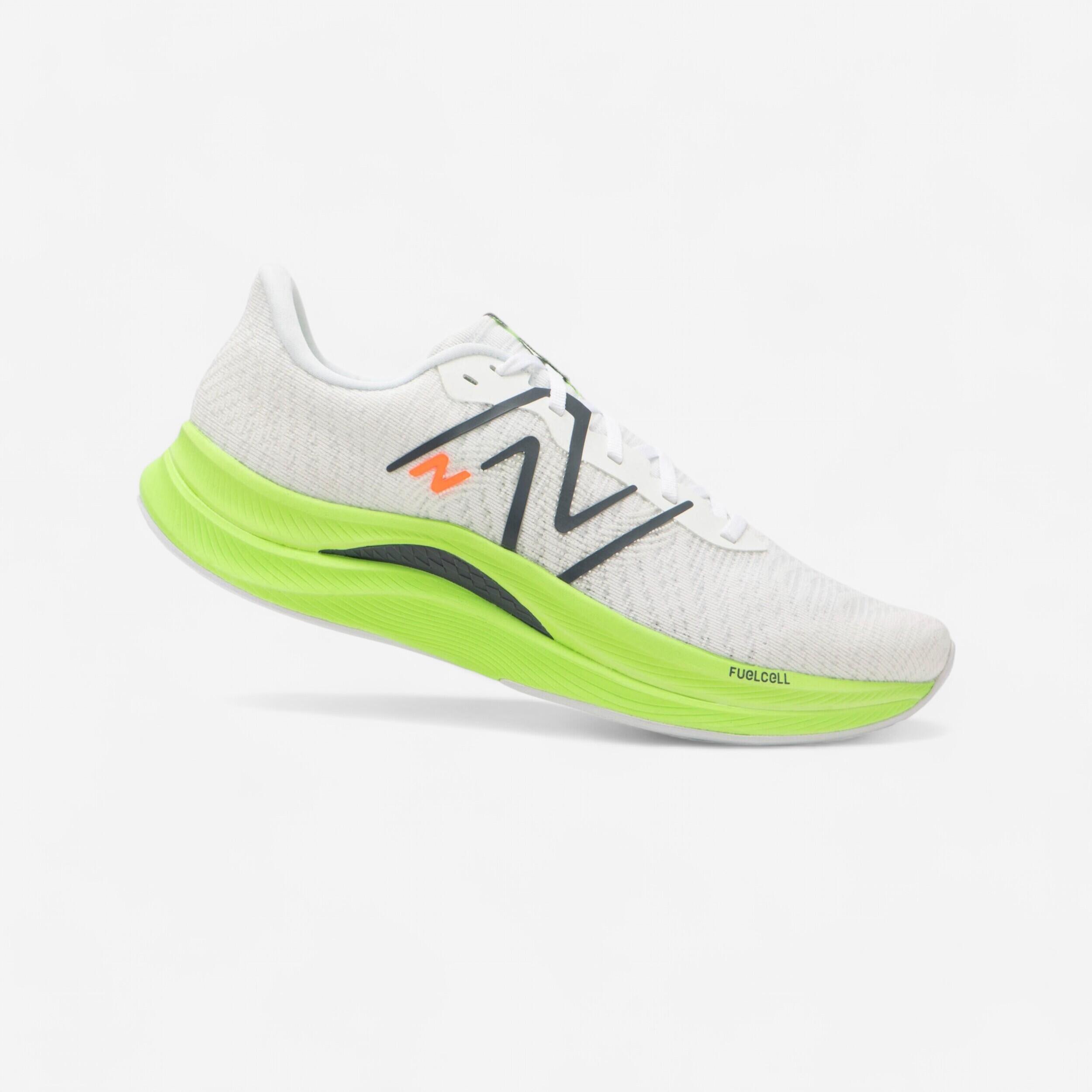 MEN'S NEW BALANCE  FUELCELL PROPEL V4 SS24 RUNNING SHOES - WHITE AND GREEN