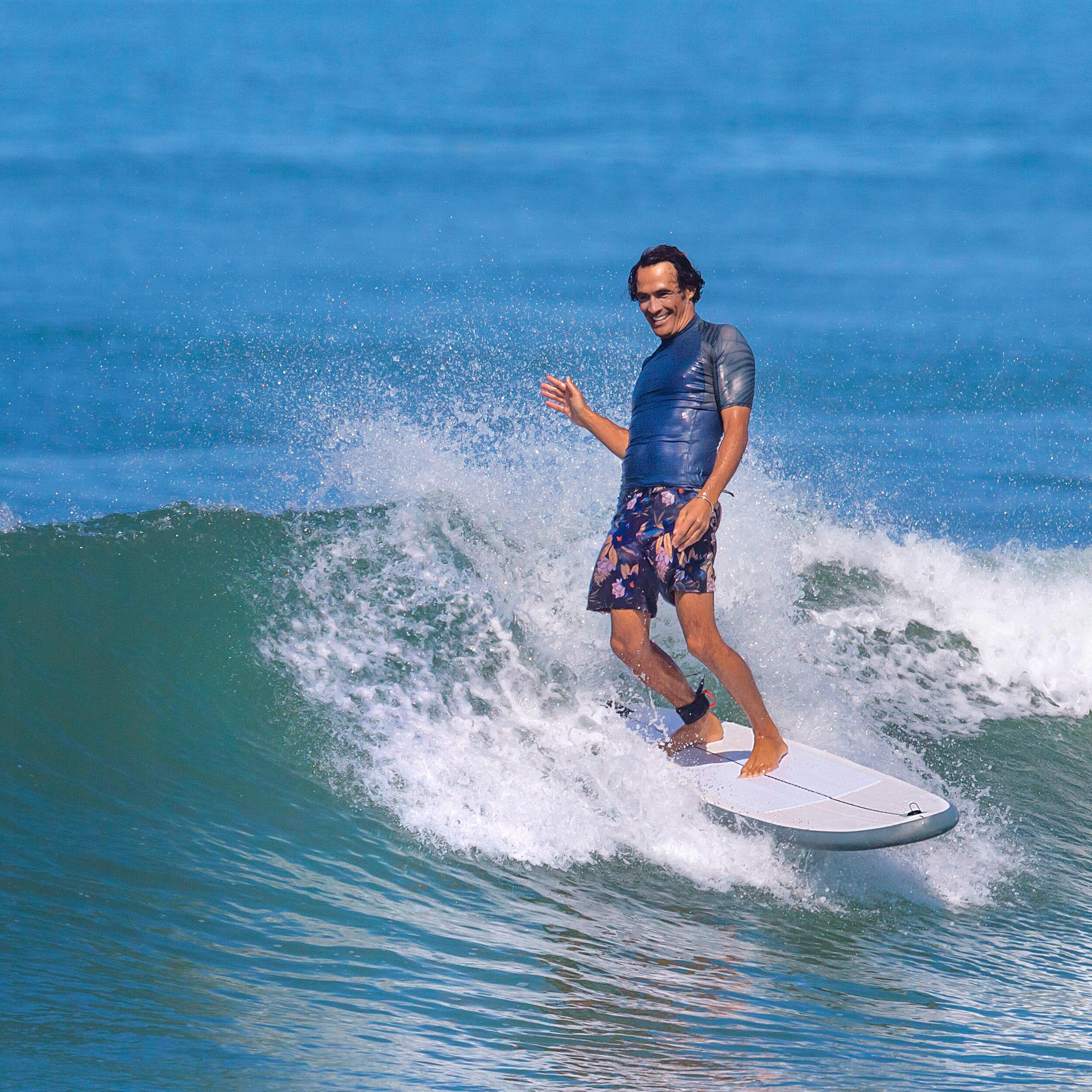 Compact Inflatable SURFBOARD 500 7'6