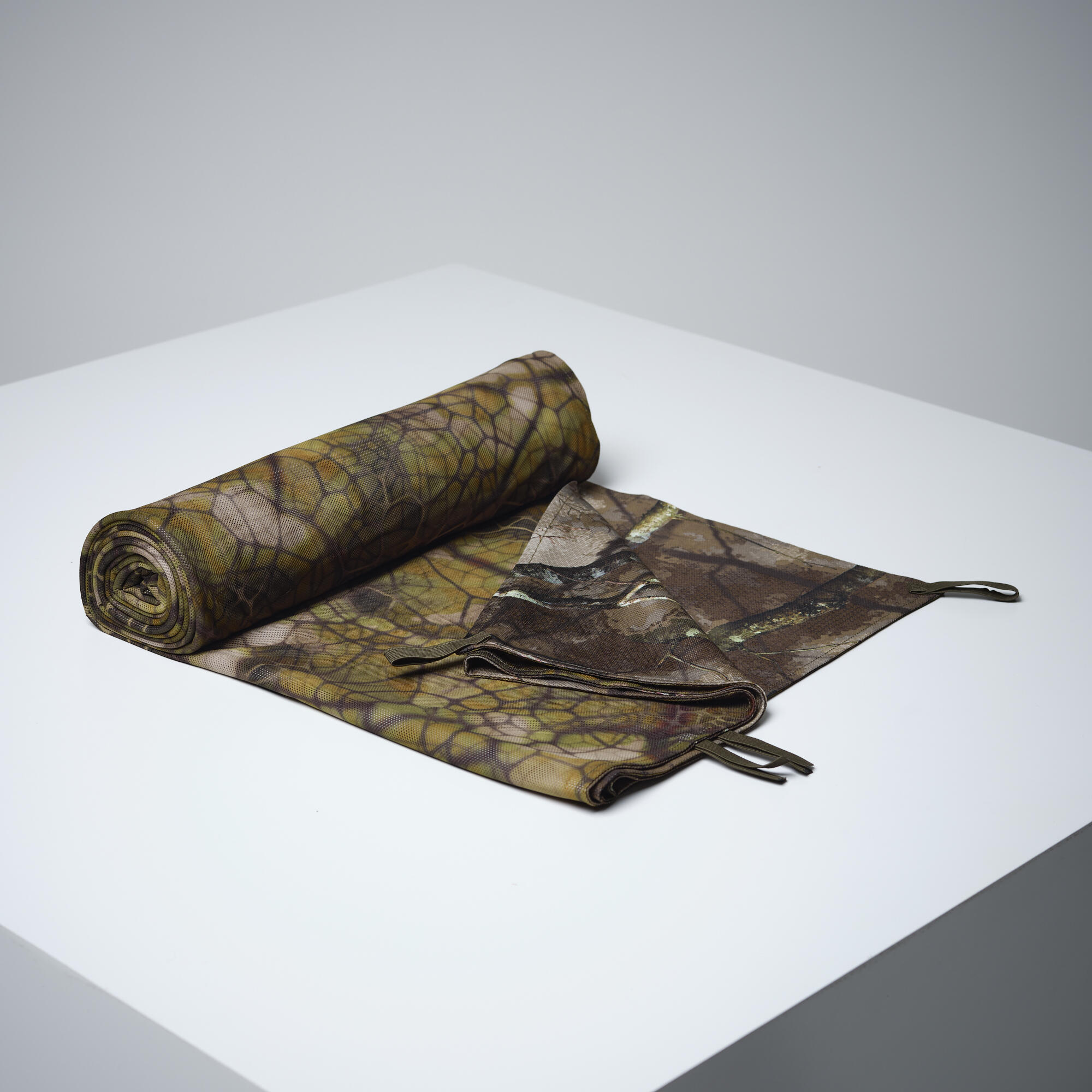 HUNTING NET REVERSIBLE CAMOUFLAGE (FURTIV AND TREEMETIC) 1.4 M x 2.2 M