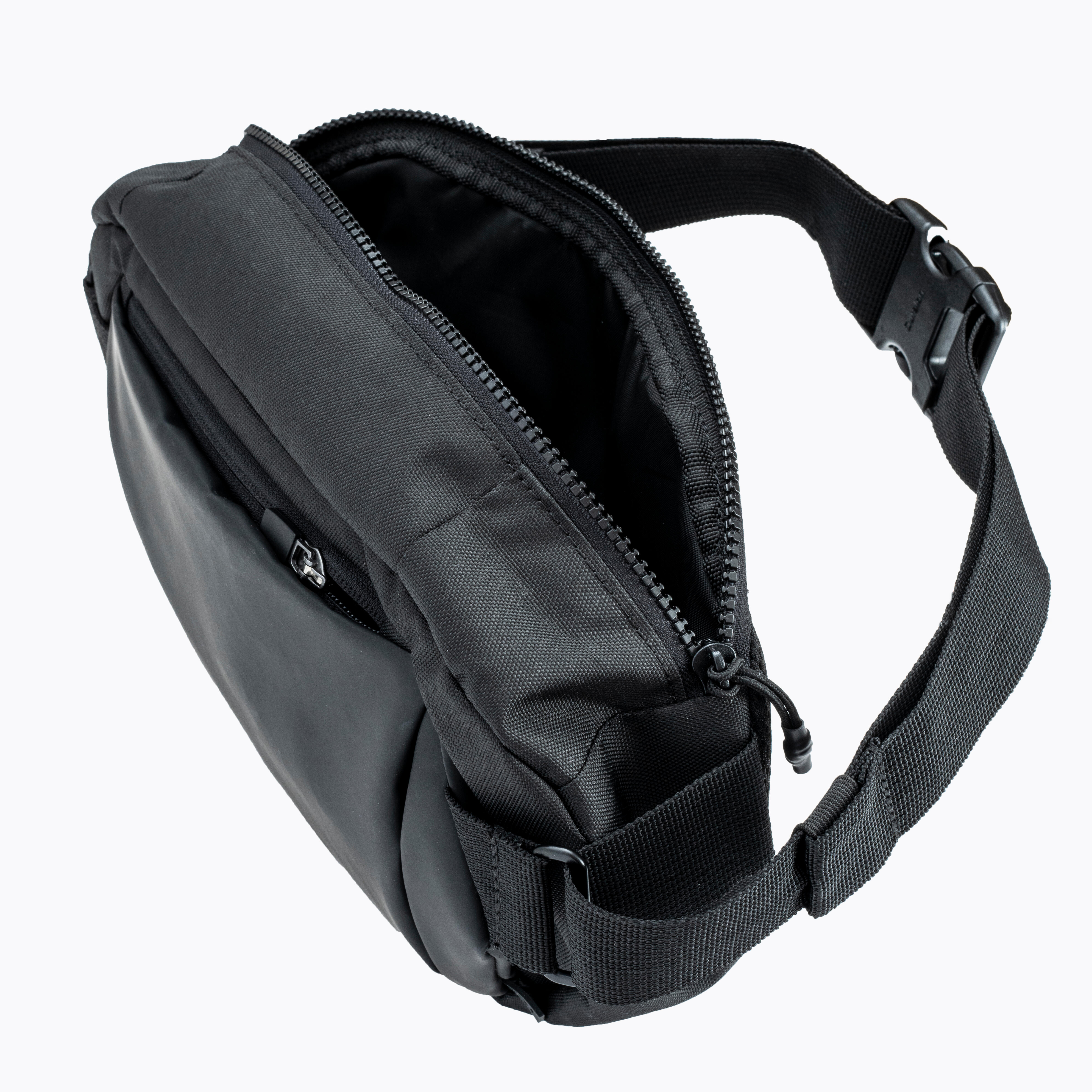 URBAN WALKING ACTIVE MBLTY MESSENGER BAG - BLACK